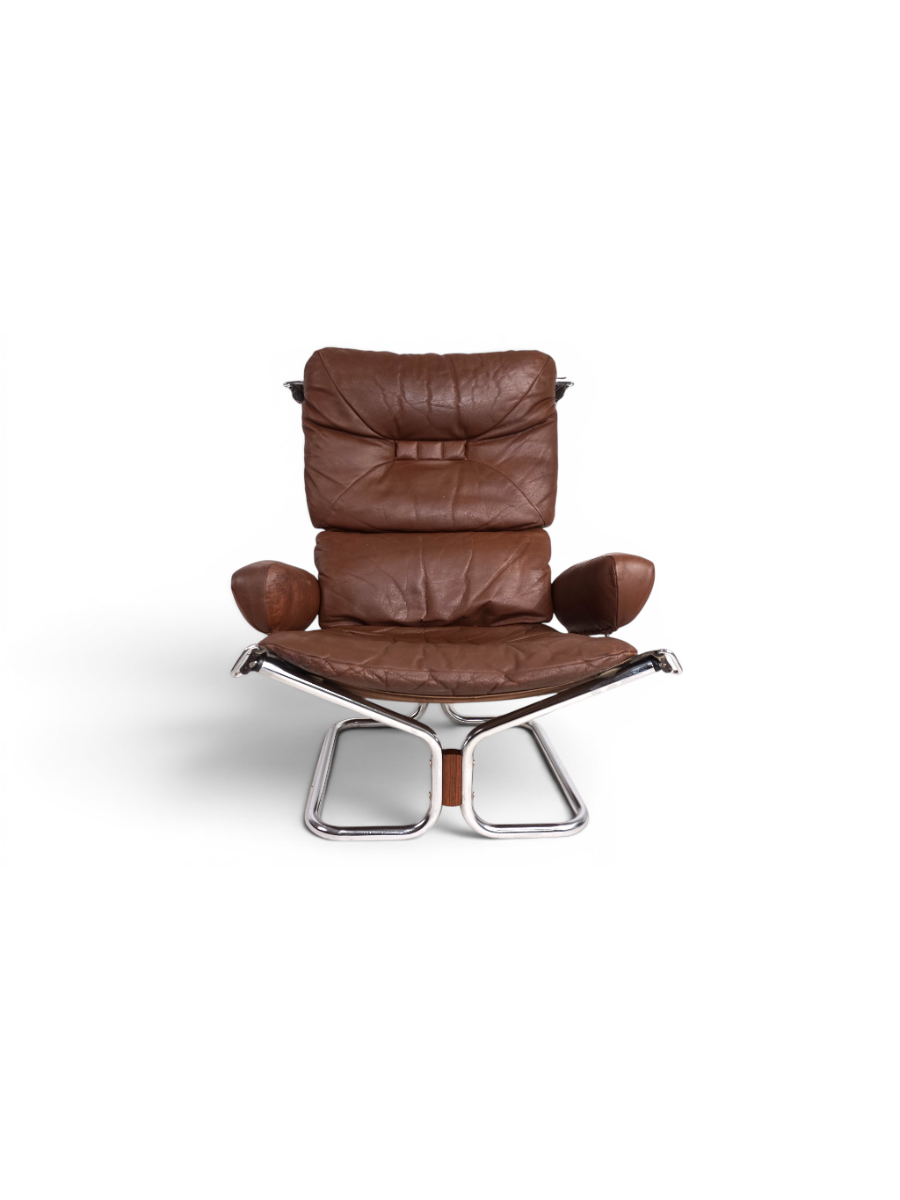 Harald_Relling_Wing_Lounge_Chair_for_Westnofa_in_Leather_and_Chrome,_Norway_1970s