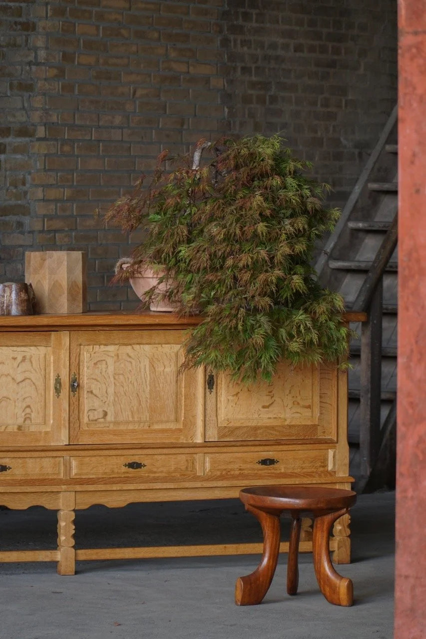 Henning_Kjærnulf_Brutalist_Oak_Sideboard,_Danish_Mid_Century_Modern_Credenza,_1960s