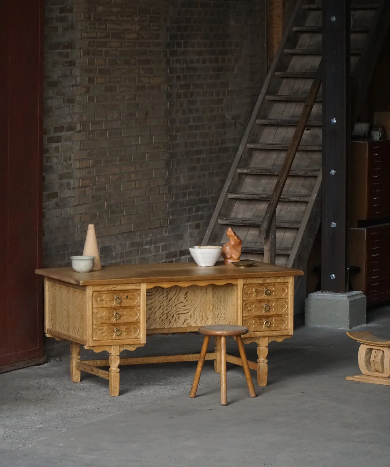 Henning_Kjærnulf_Freestanding_Oak_Desk,_Danish_Mid_Century_Modern,_1950s
