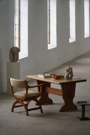 Henning_Kjærnulf_‘Kurul’_Armchair_in_Oak_and_Hessian,_Danish_Modern_Design