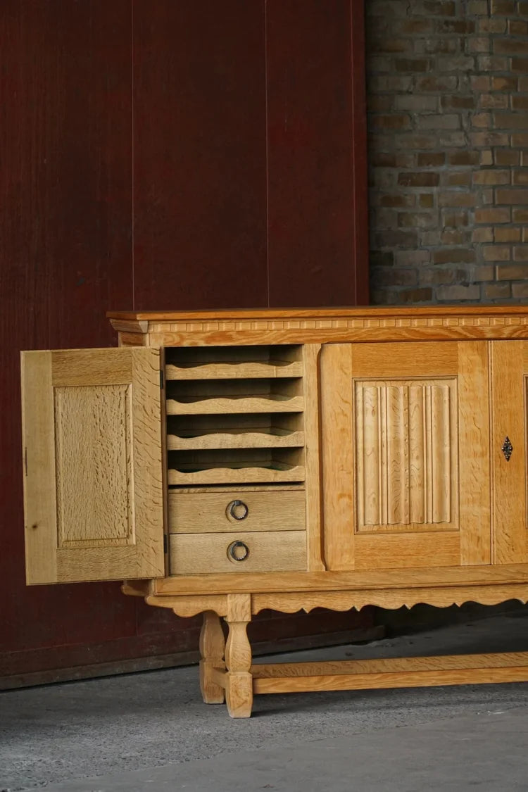 Henning_Kjærnulf_Oak_Sideboard_for_EG_Møbler,_Danish_Brutalist_Credenza,_1960s