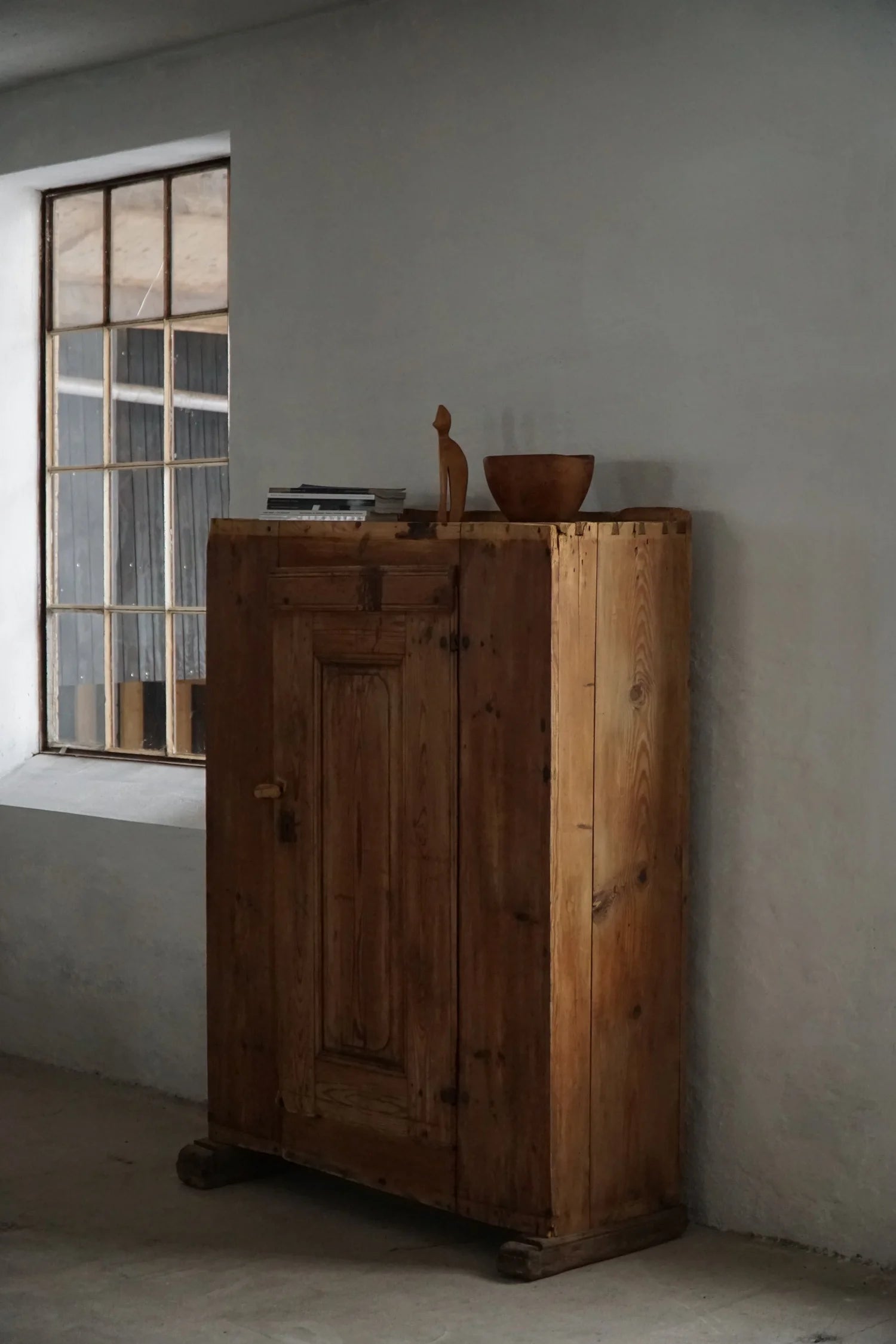 Henning_Kjærnulf_Oak_Sideboard_for_EG_Møbler,_Danish_Brutalist_Credenza,_1960s