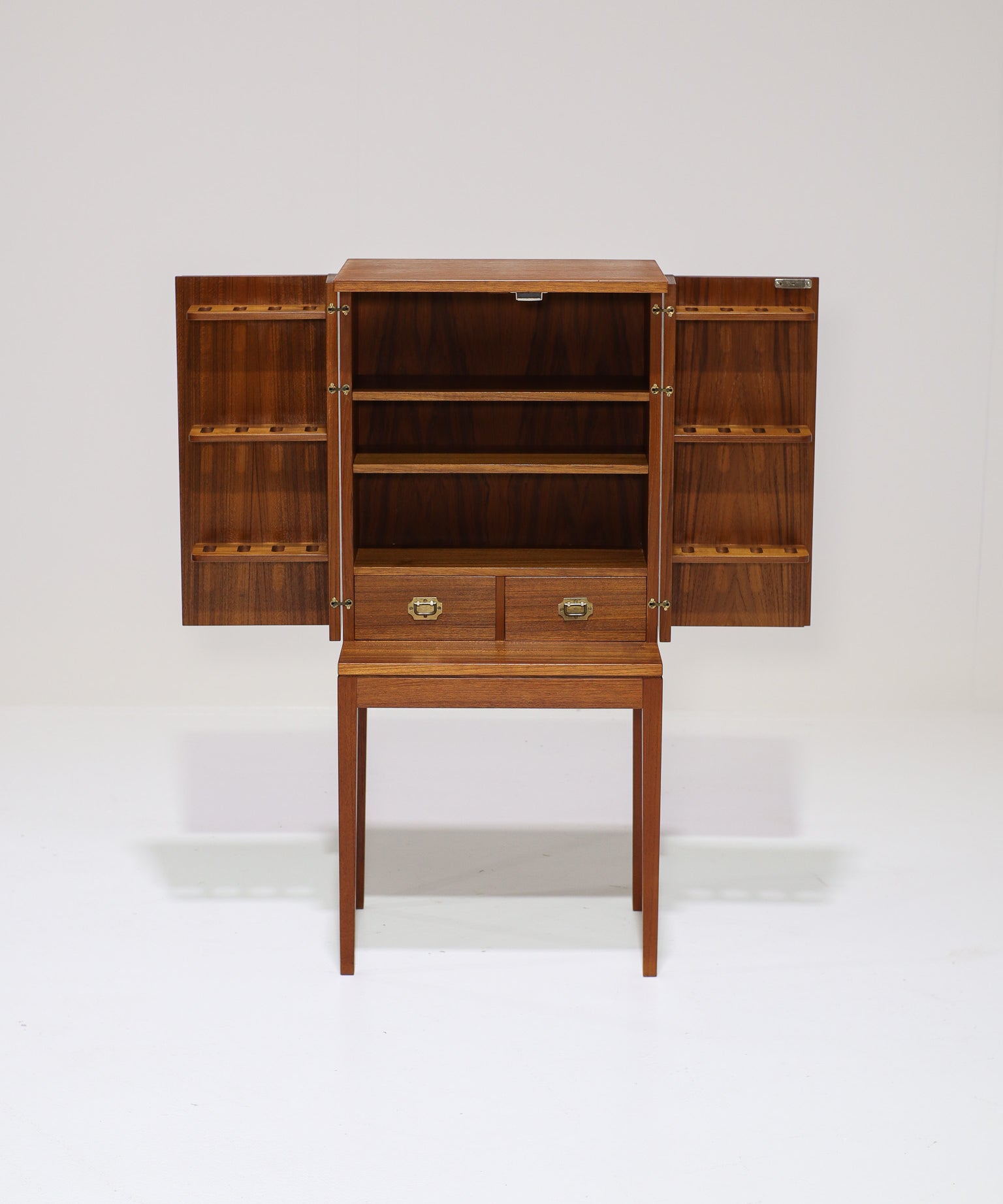 _bar_cabinet_teak_Danish_1960s