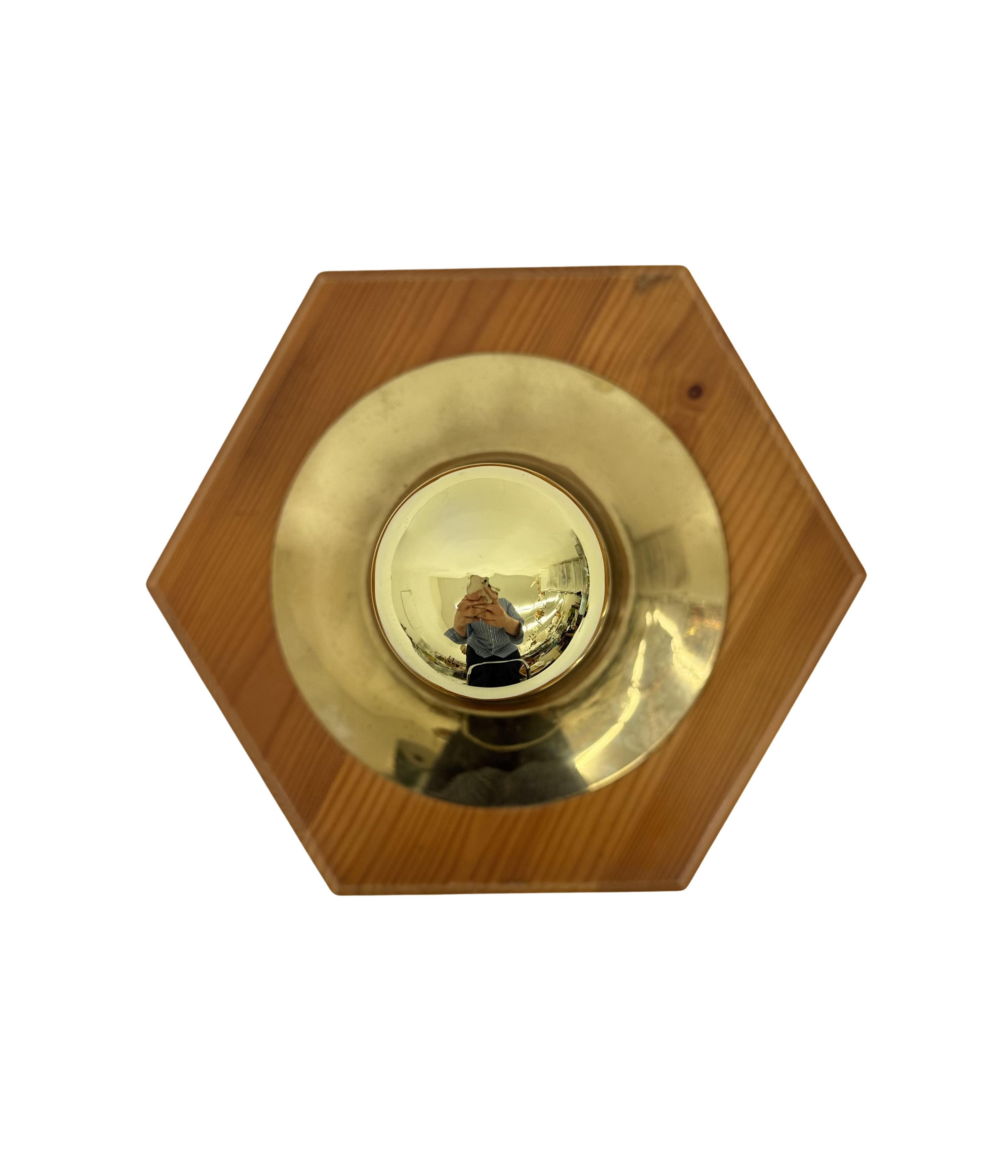 Hexagonal_Pine_Wood_and_Brass_Wall_Lamp,_1970s