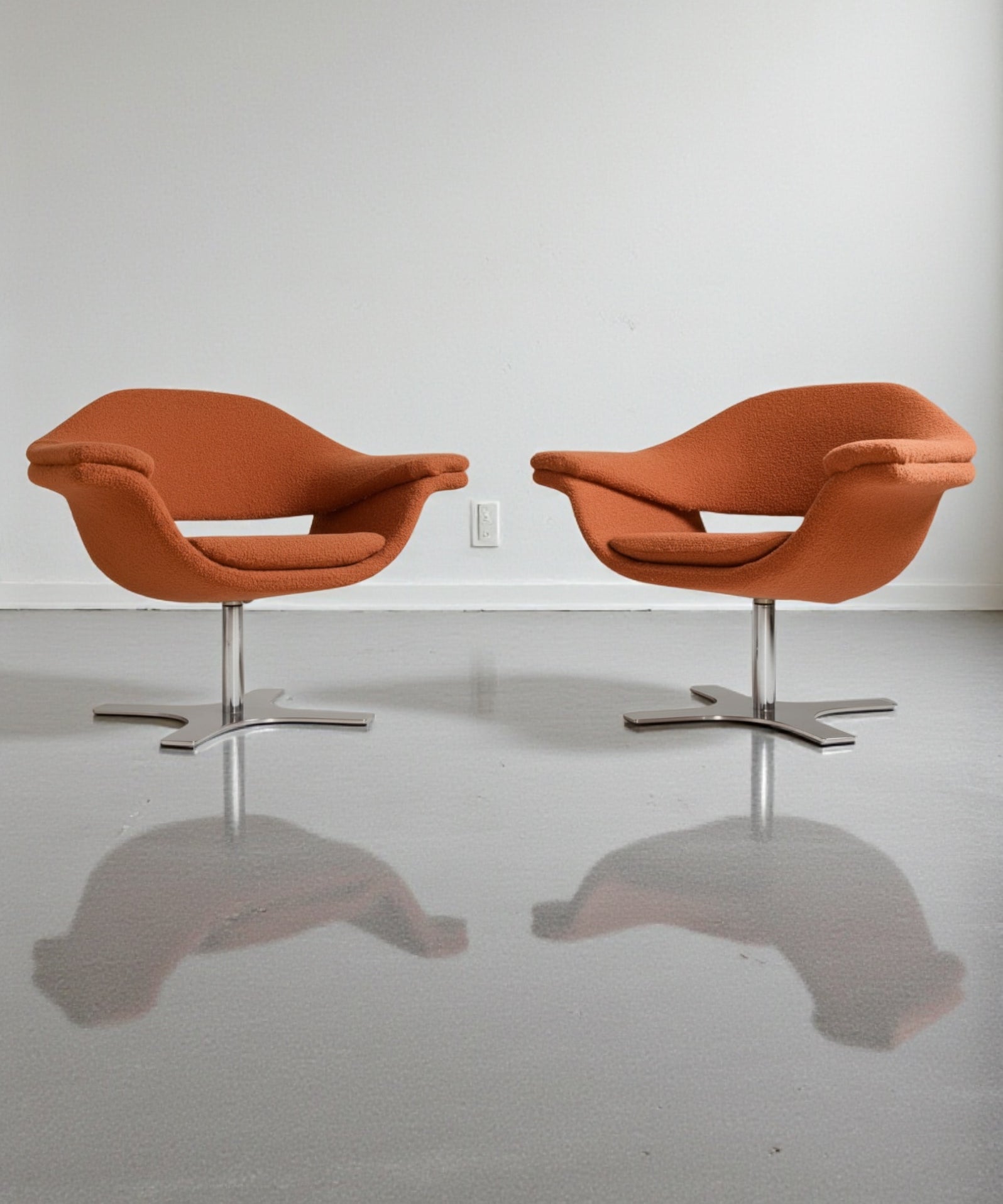 Hi-Cove_by_Ferruccio_Laviani_for_Molteni_&_C_—_Pair