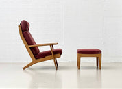 Set_of_High_armchair_and_ottoman_from_the_GE290_series_by_Hans_J._Wegner_for_Getama