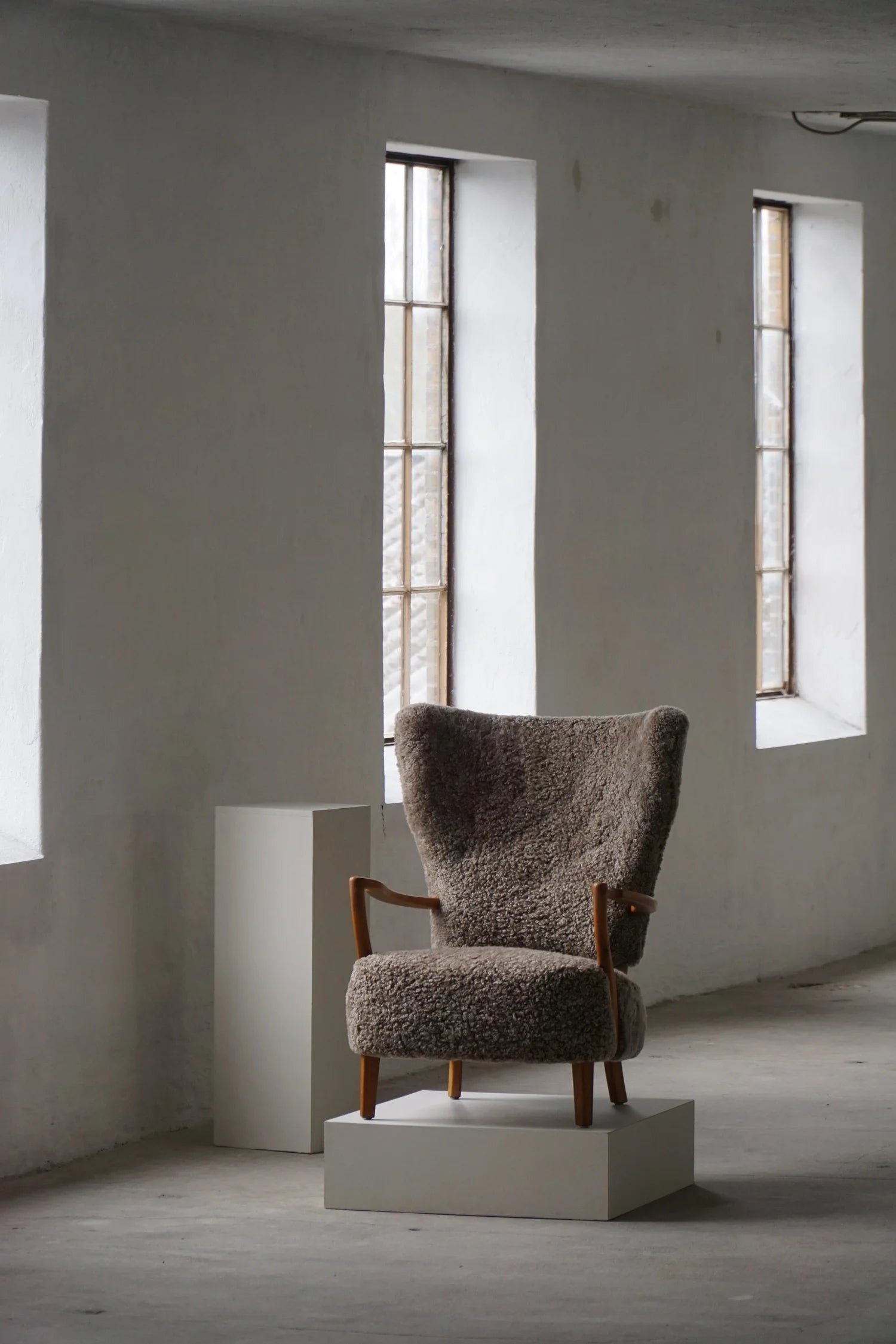 High_Back_Lounge_Chair_in_Oak_and_Lambswool,_Scandinavian_Modern_Style
