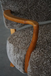 High_Back_Lounge_Chair_in_Oak_and_Lambswool,_Scandinavian_Modern_Style