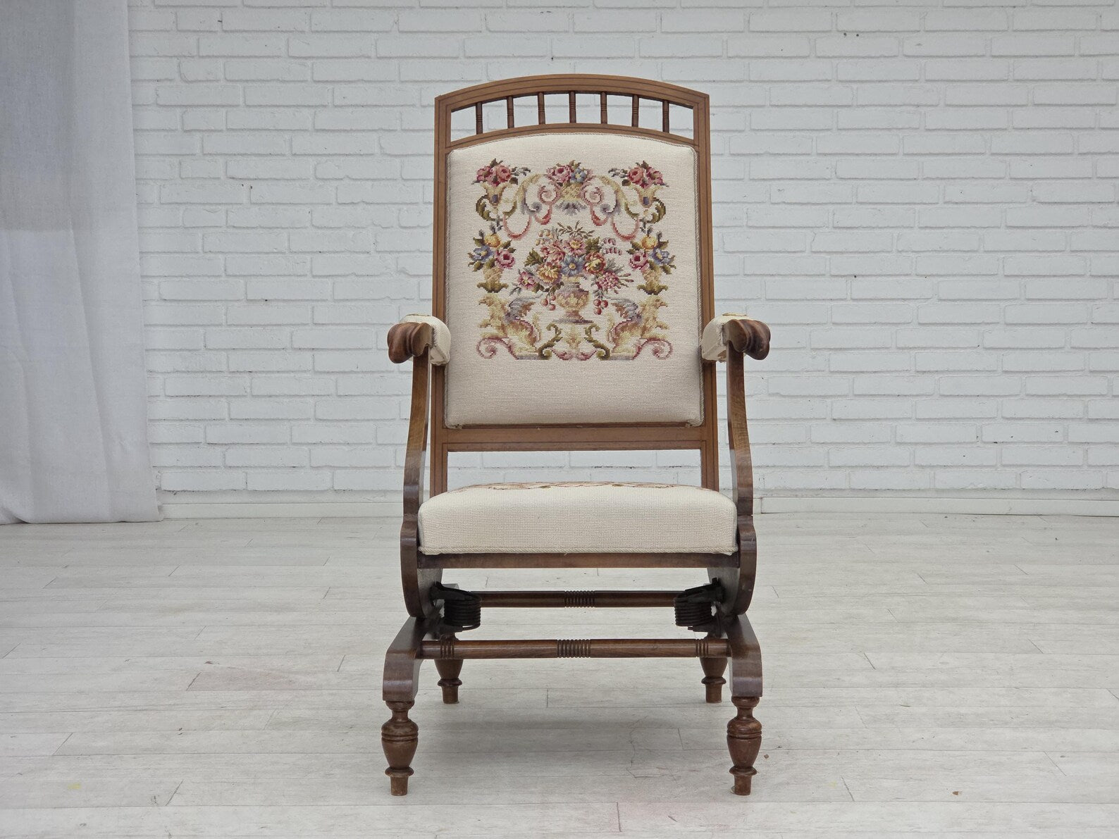 Highback_Rocking_Chair_in_Ash_and_Wool,_1930s,_Denmark