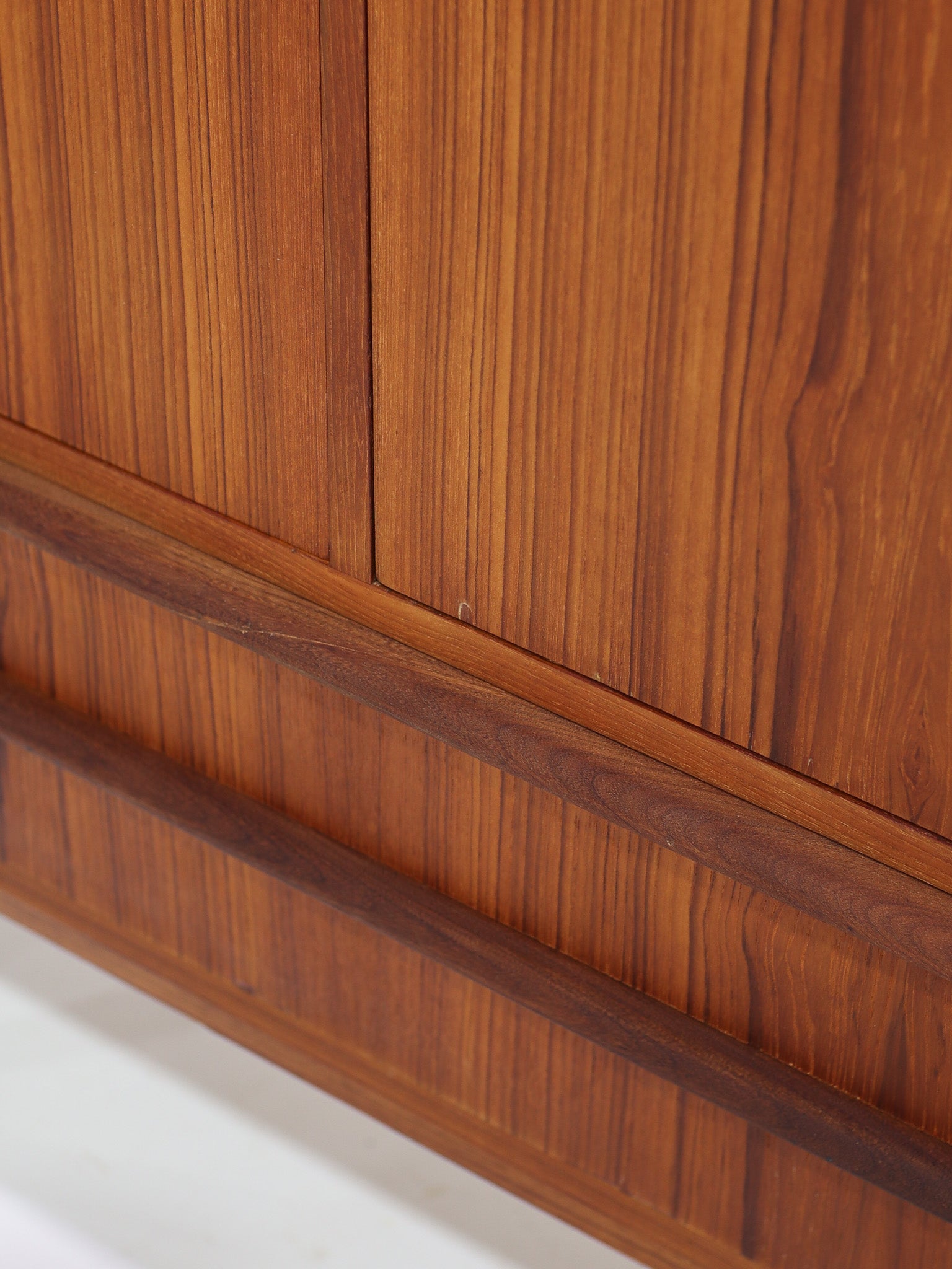 Teak_Highboard_by_Andreas_Pedersen_Møbelfabrik,_1960s,_Denmark