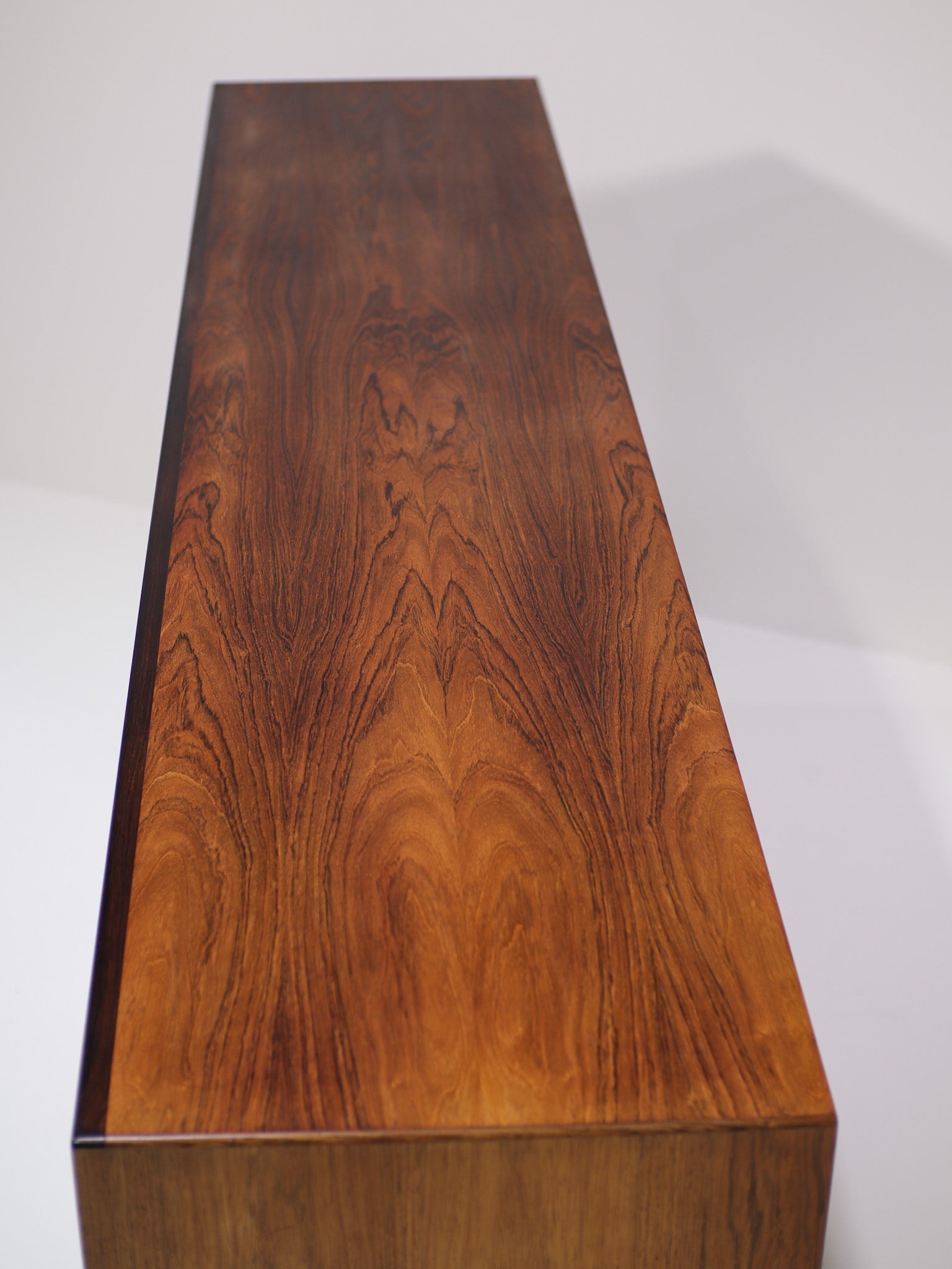 Highboard_Henry_Rosengren_Rosewood_danish_1960s