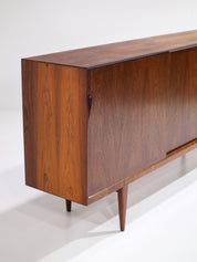 Highboard_Henry_Rosengren_Rosewood_danish_1960s