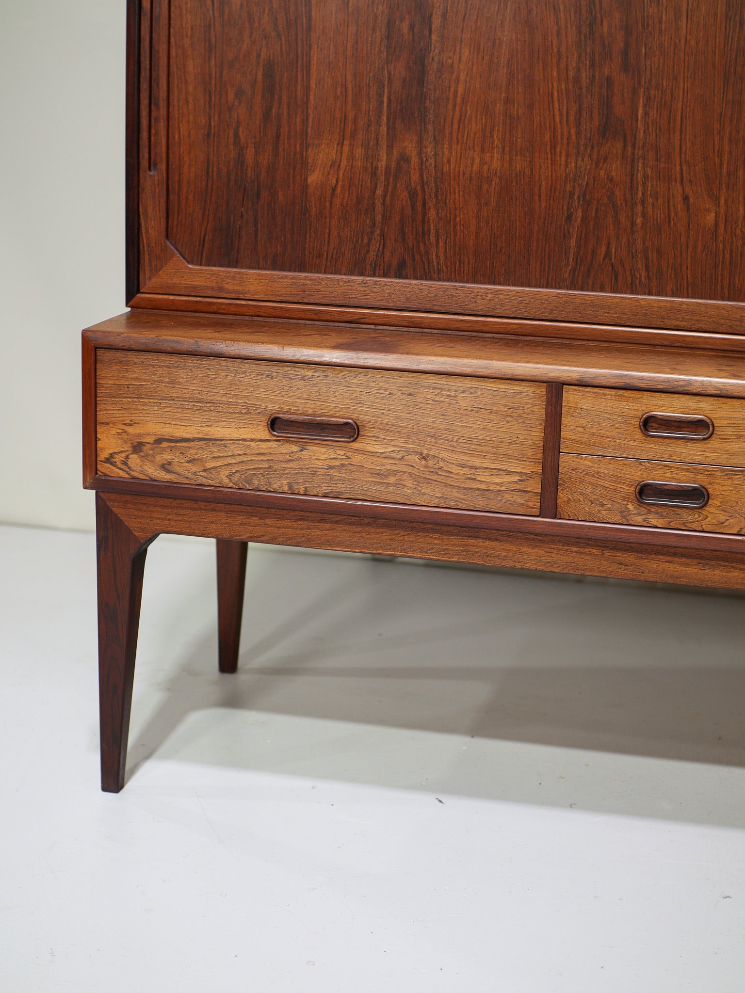 Highboard_Kai_Kristiansen_54_rosewood_Danish_sideboard