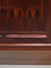 Highboard_with_bar_rosewood_Danish_sideboard