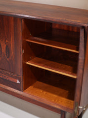 Highboard_with_bar_rosewood_Danish_sideboard