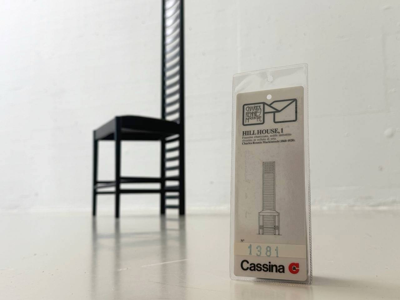 Hill_House_1_chair_by_Charles_Rennie_Mackintosh_for_Cassina
