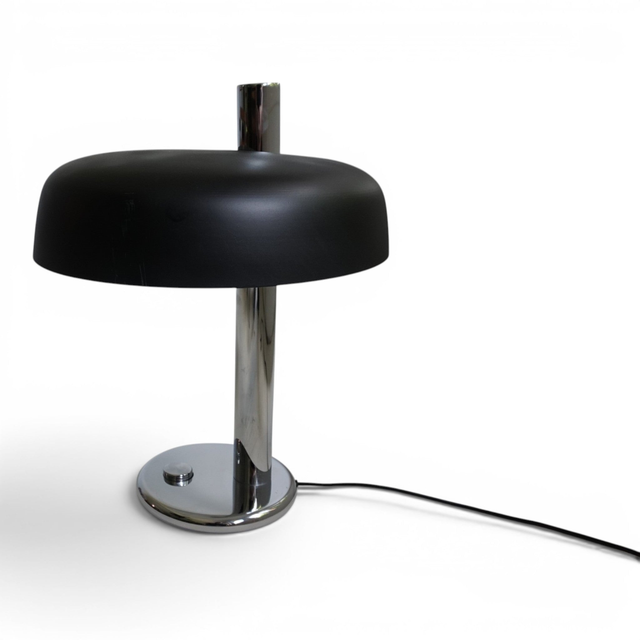 Space_Age_Table_Lamp_by_Hillebrand_Leuchten,_Chrome_and_Black_Metal,_Germany,_1970s