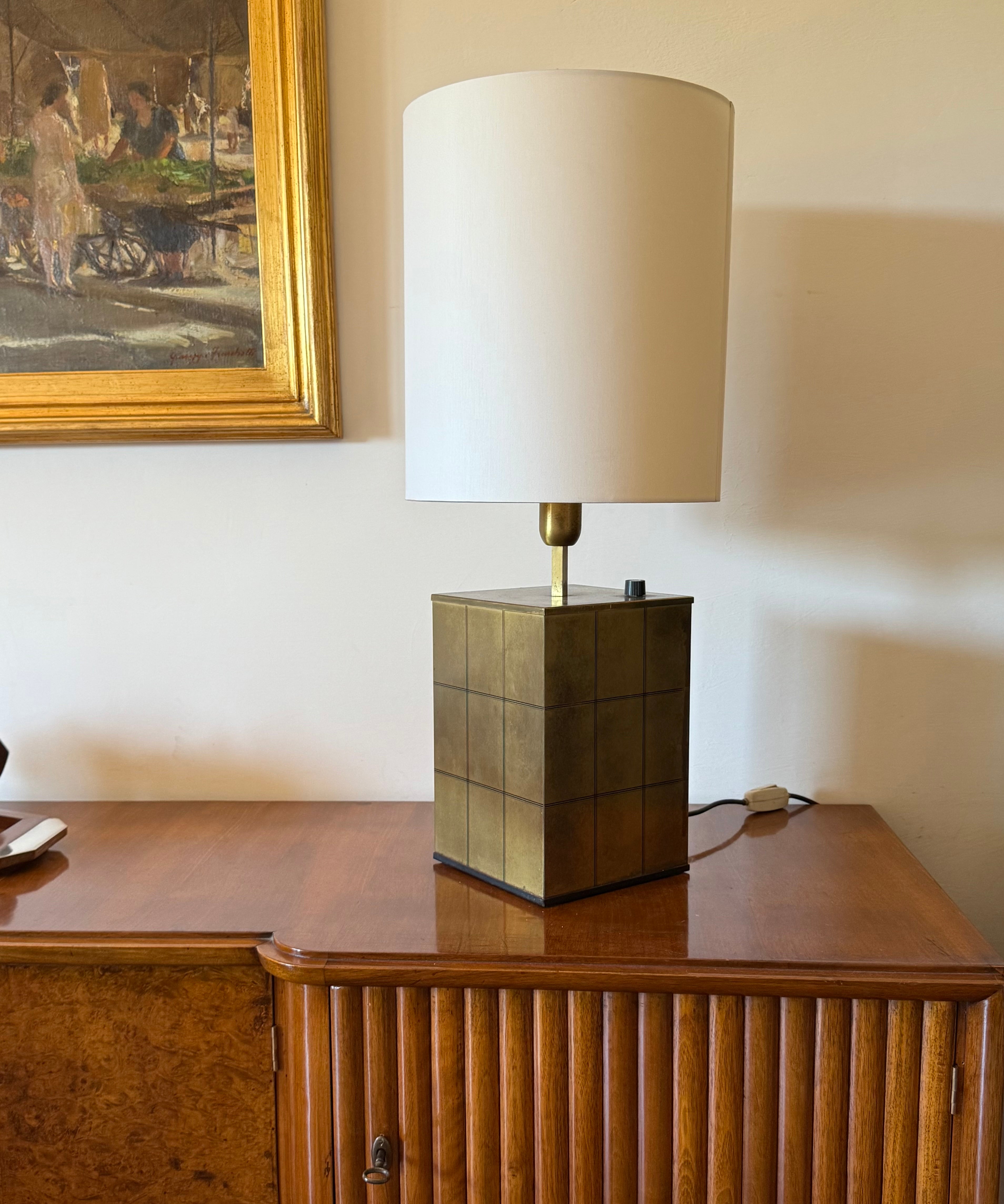 Hollywood_Regency_Brass_Table_Lamp_by_Romeo_Rega,_Italy_1970s