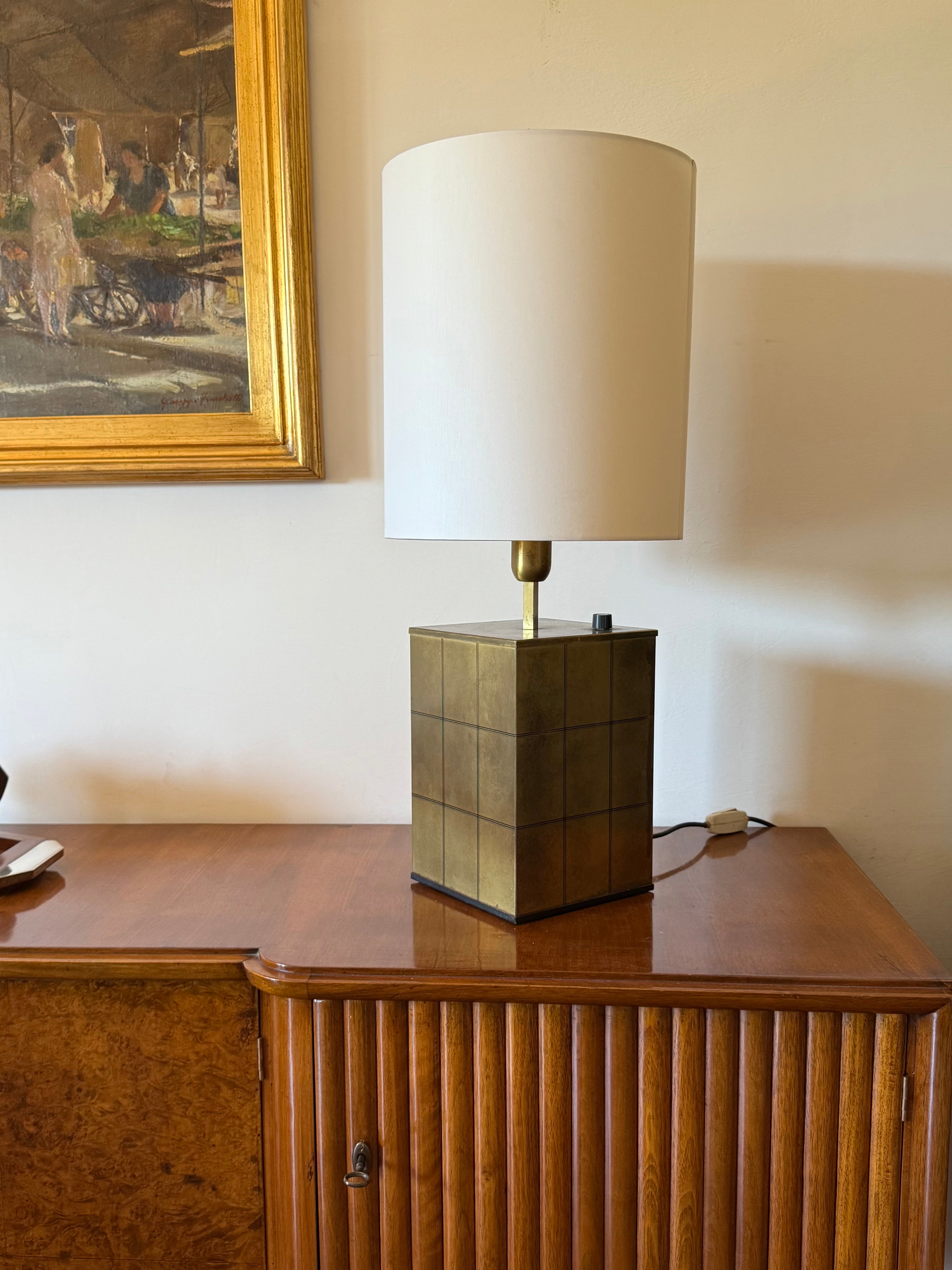 Hollywood_Regency_Brass_Table_Lamp_by_Romeo_Rega,_Italy_1970s