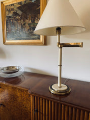 Hollywood_Regency_Brass_Table_Lamp_by_Tommaso_Barbi,_Italy_1970s