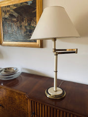 Hollywood_Regency_Brass_Table_Lamp_by_Tommaso_Barbi,_Italy_1970s