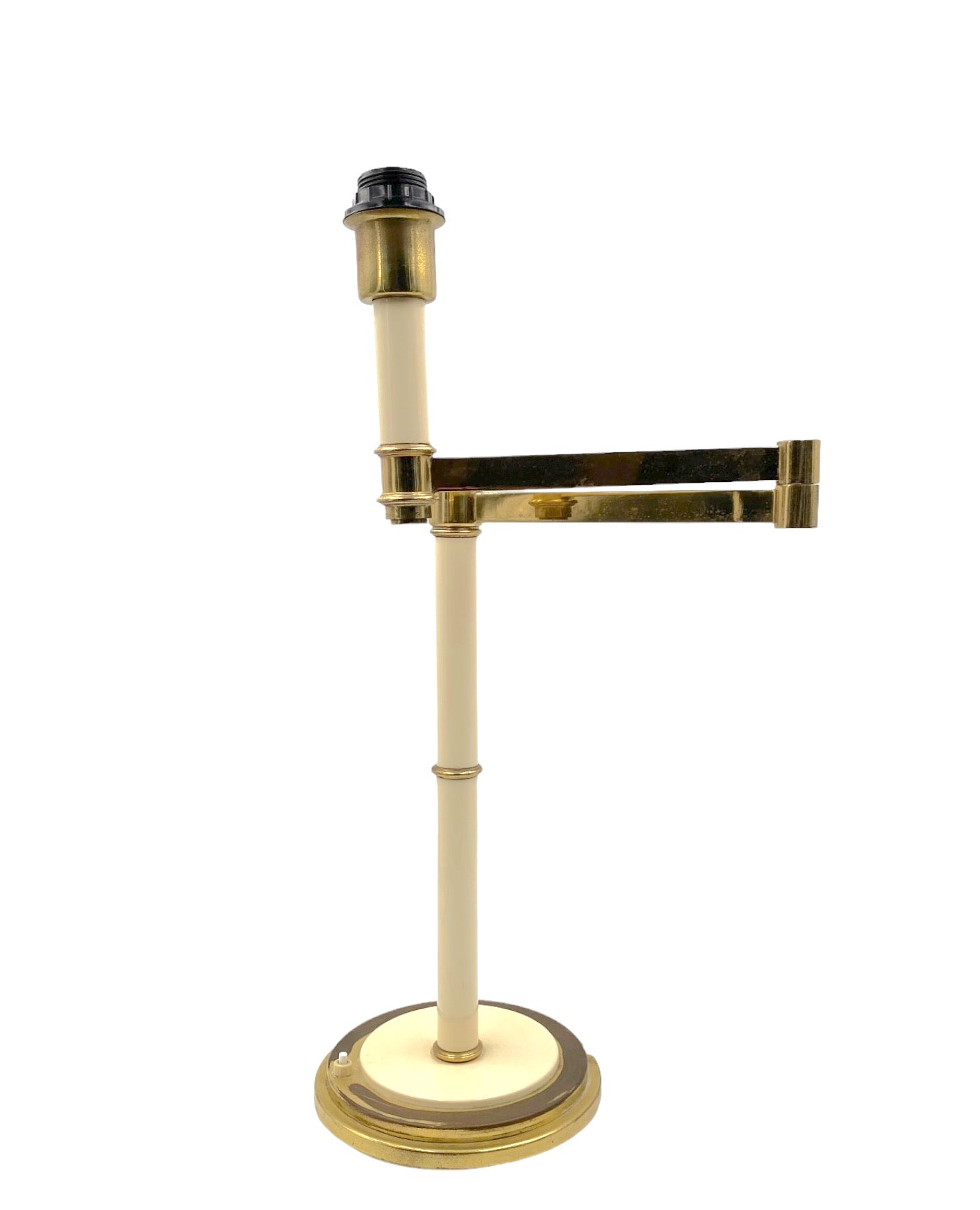 Hollywood_Regency_Brass_Table_Lamp_by_Tommaso_Barbi,_Italy_1970s