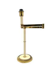 Hollywood_Regency_Brass_Table_Lamp_by_Tommaso_Barbi,_Italy_1970s