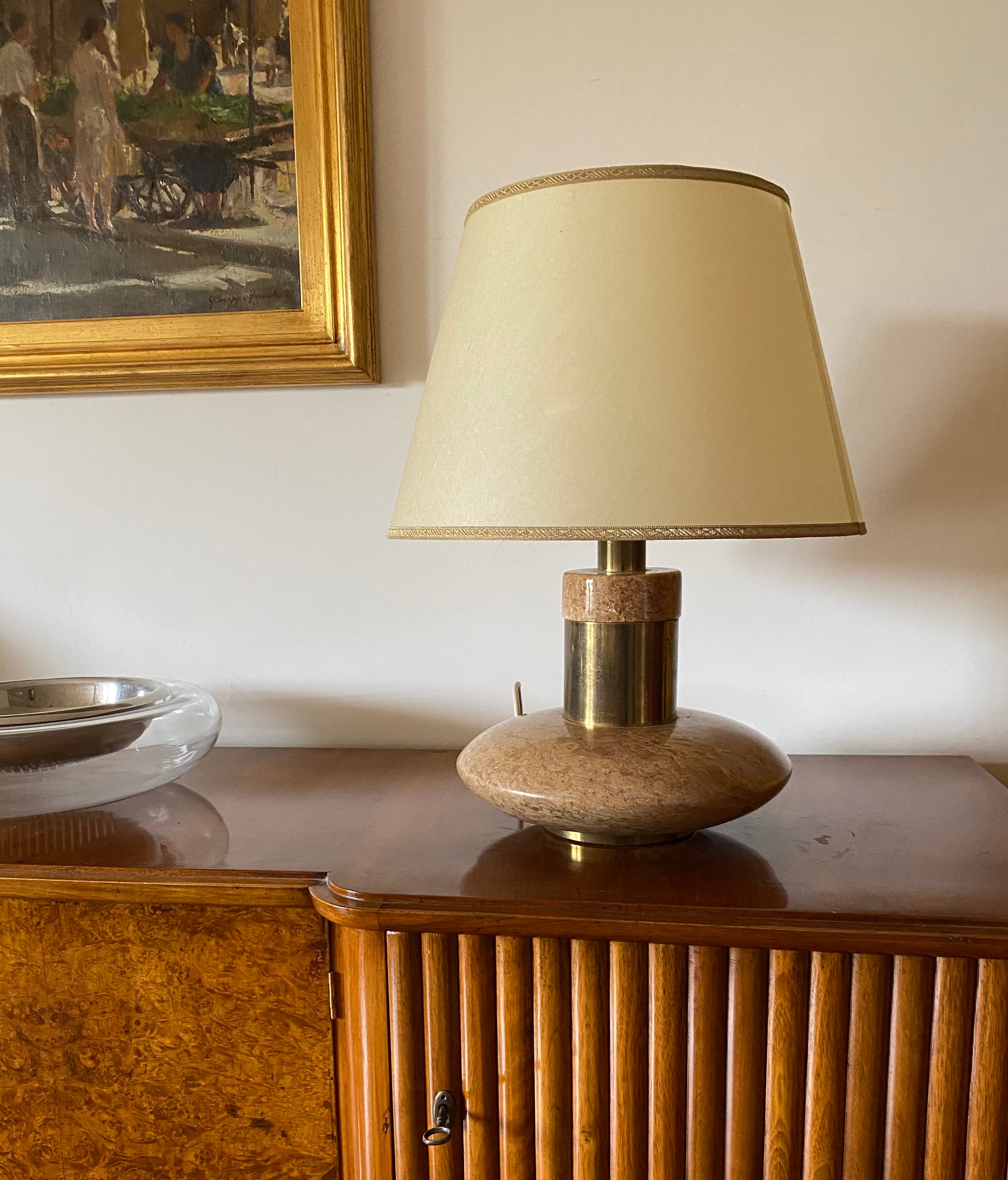 Hollywood_Regency_Pink_Granite_and_Brass_Table_Lamp_Base,_Italy_1970s
