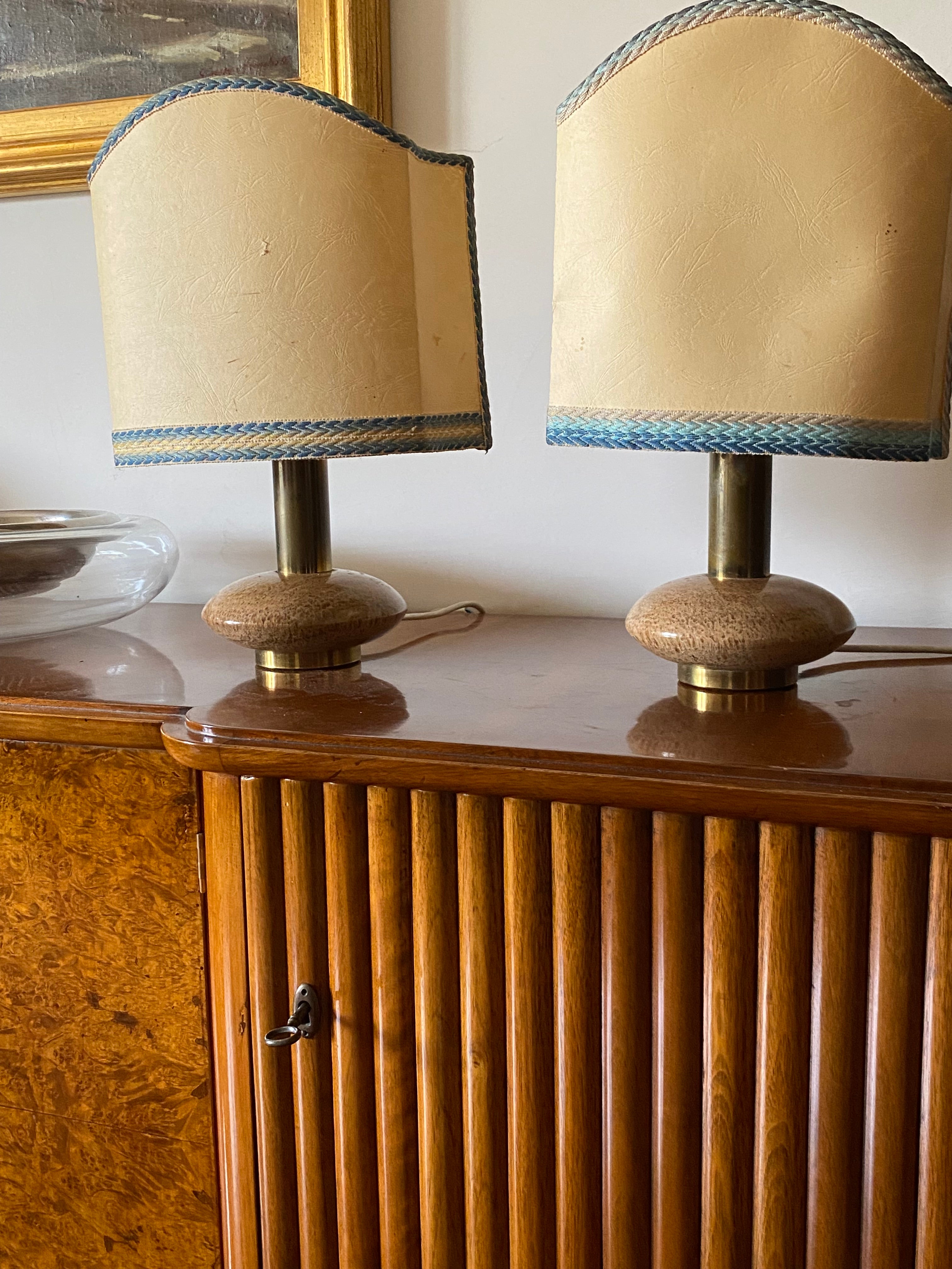 Set_of_2_Hollywood_Regency_Pink_Granite_and_Brass_Table_Lamps,_Italy_1970s