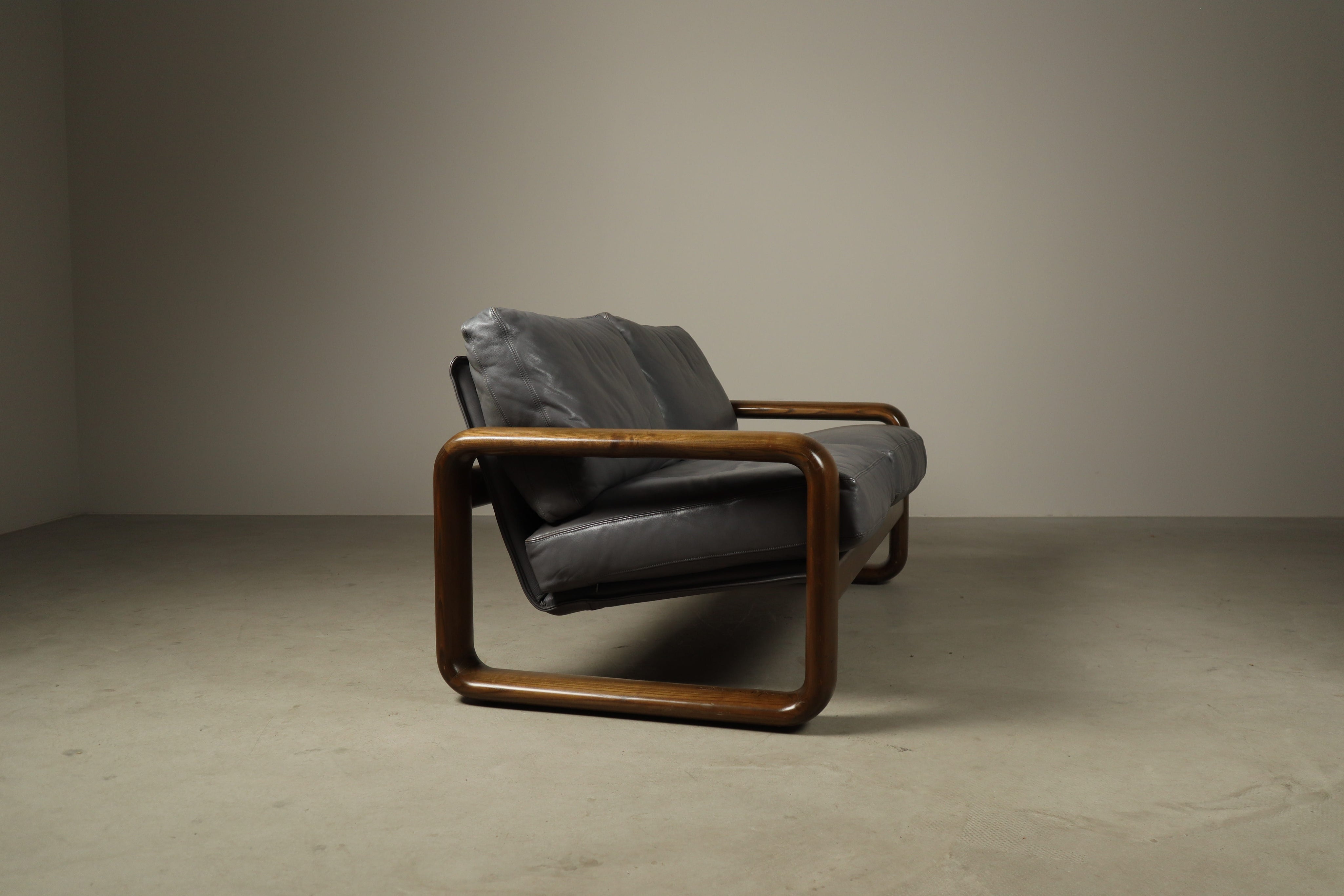 Hombre_two-seat_sofa_by_Burkhard_Vogtherr_for_Rosenthal_Furniture,_1970s