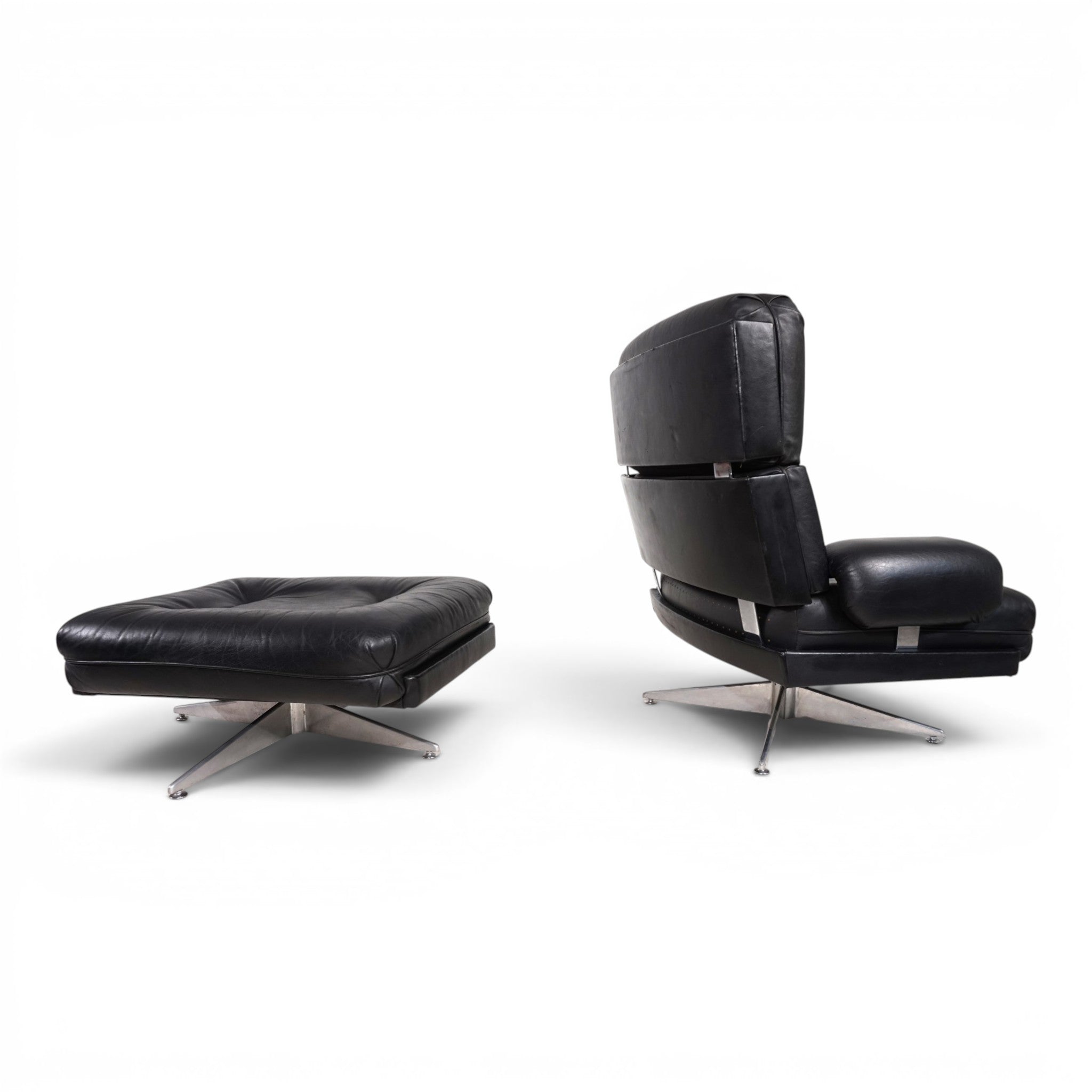 Howard_Keith_Kohinoor_Swivel_Lounge_Chair_and_Ottoman_for_HK_Furniture,_England,_1960s