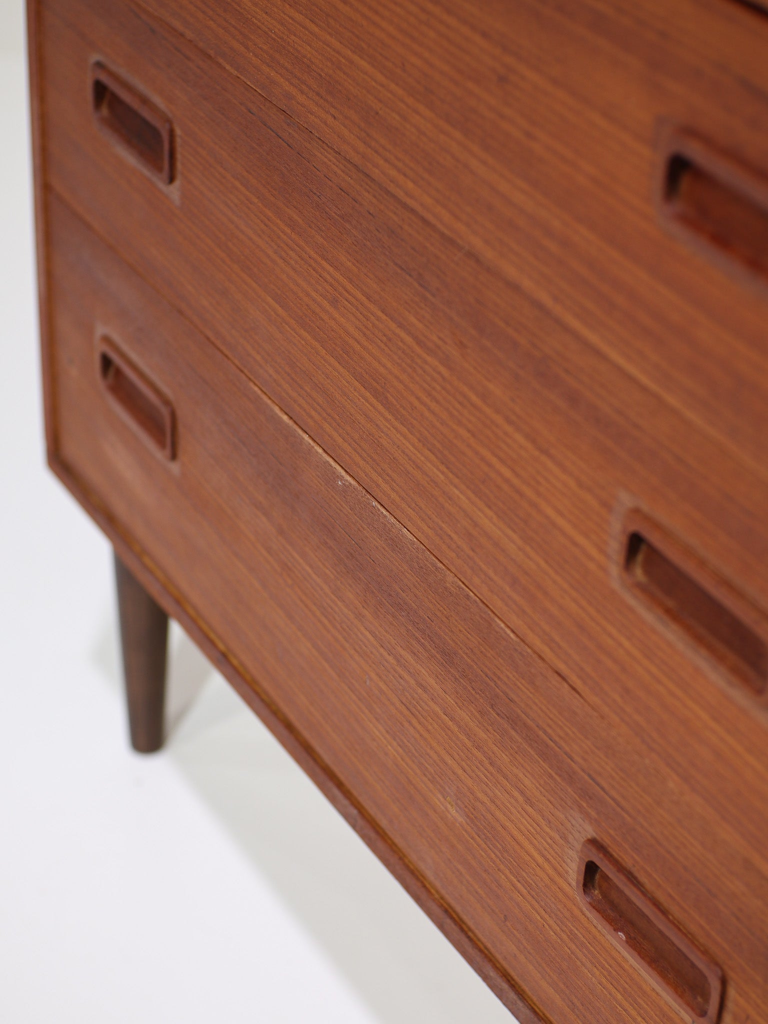 Chest_of_Drawers_Hundevad_Teak_1960s_Denmark