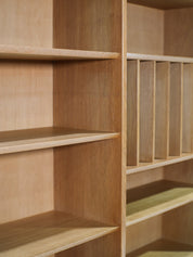 Tall_Oak_Bookcase_by_Poul_Hundevad_for_Hundevad_&_Co,_1960s,_Denmark