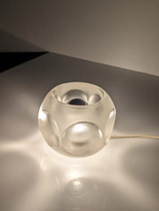 Ice_Cube_Crystal_Table_Lamp_by_Peill_&_Putzler,_Germany,_1970s
