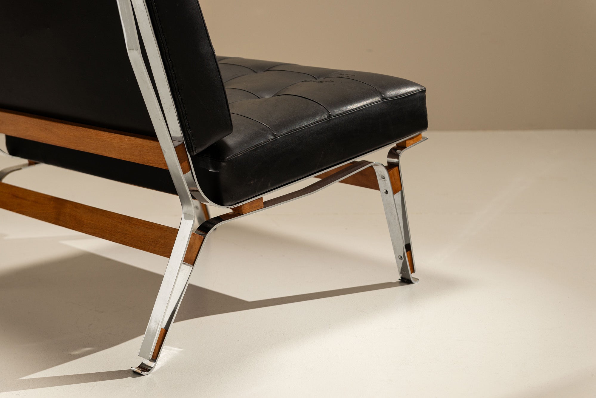 Ico_Parisi_Lounge_Chair_for_Cassina_in_Walnut_and_Leather,_1950s