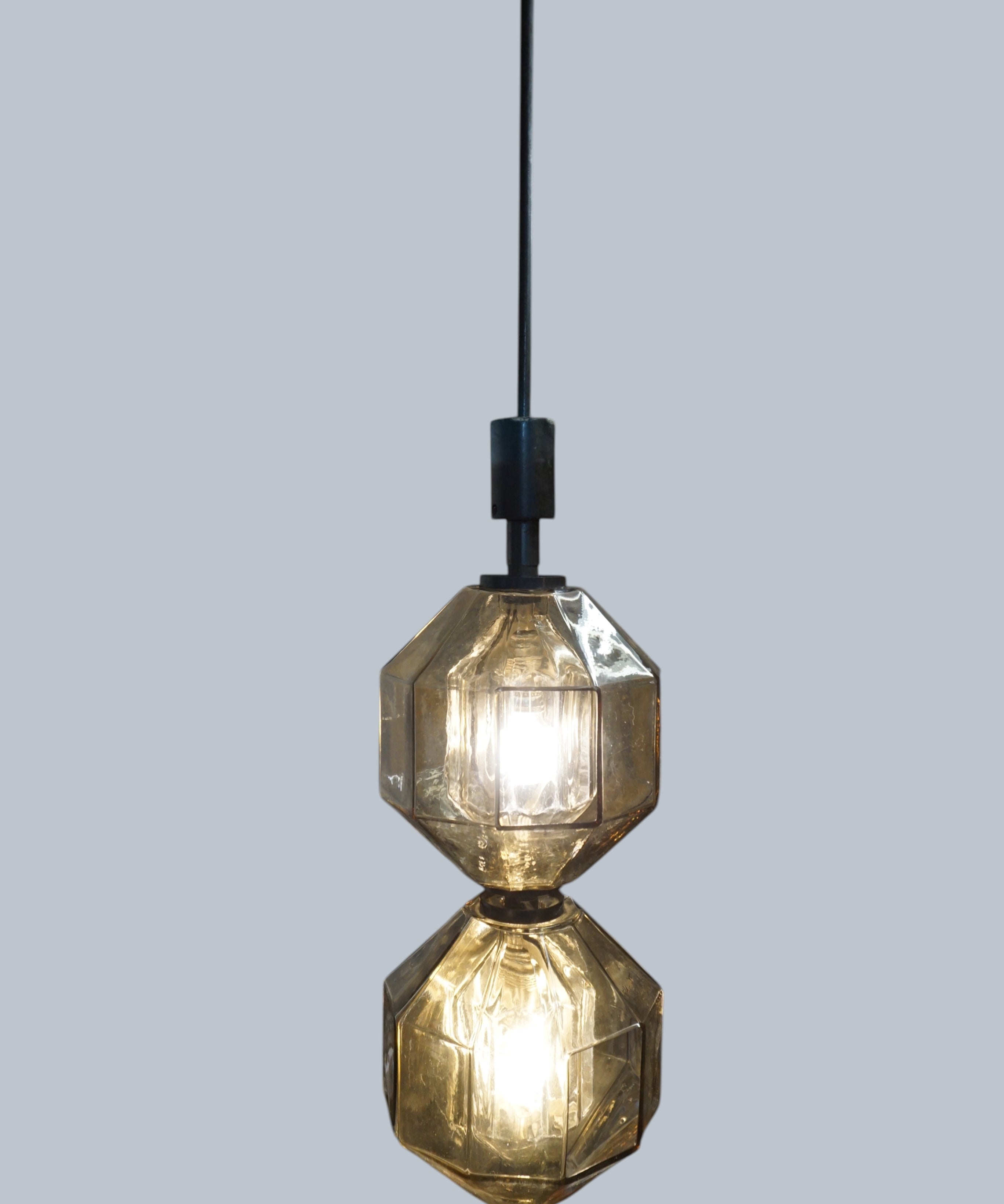 Vinicio_Vianello_Pendant_Lamp_for_Vistosi_in_Smoked_Glass,_Italy_1957