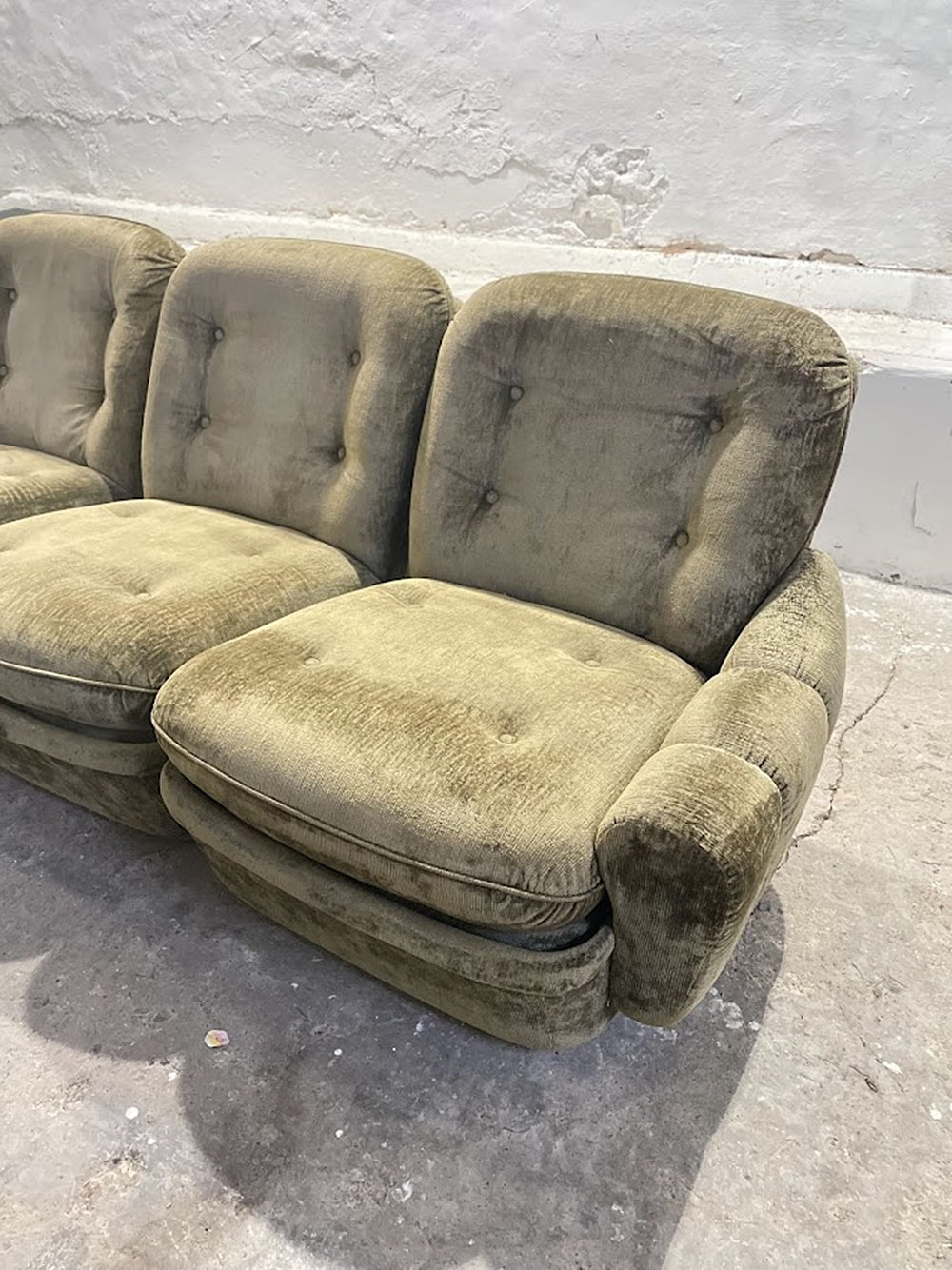 Set_of_3_Orchidée_Modular_Lounge_Chairs_by_Michel_Cadestin_for_Airborne,_Olive-Green_Velvet,_France,_1970s