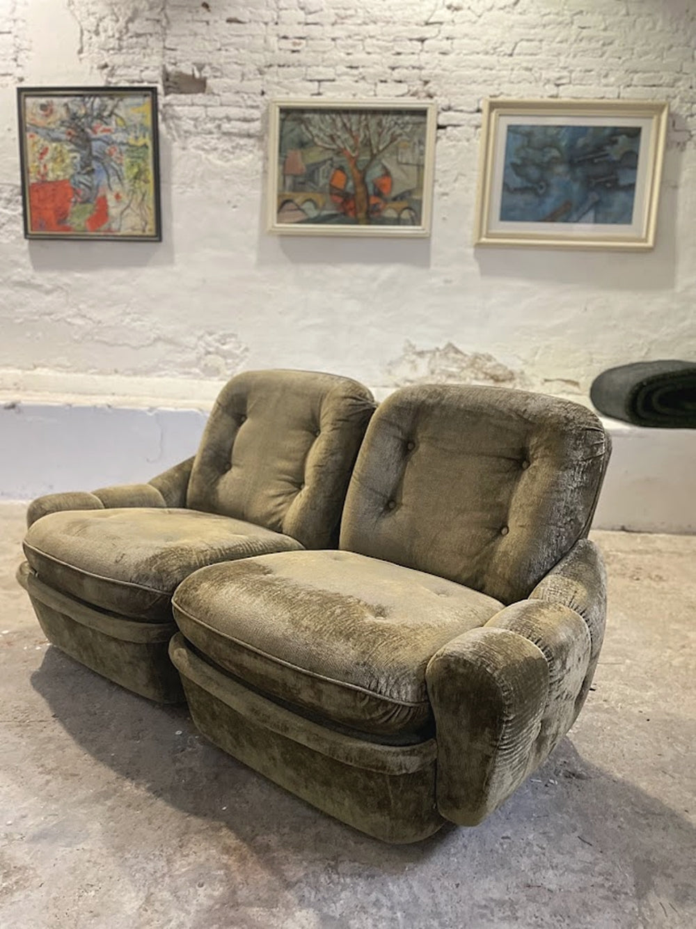 Set_of_3_Orchidée_Modular_Lounge_Chairs_by_Michel_Cadestin_for_Airborne,_Olive-Green_Velvet,_France,_1970s