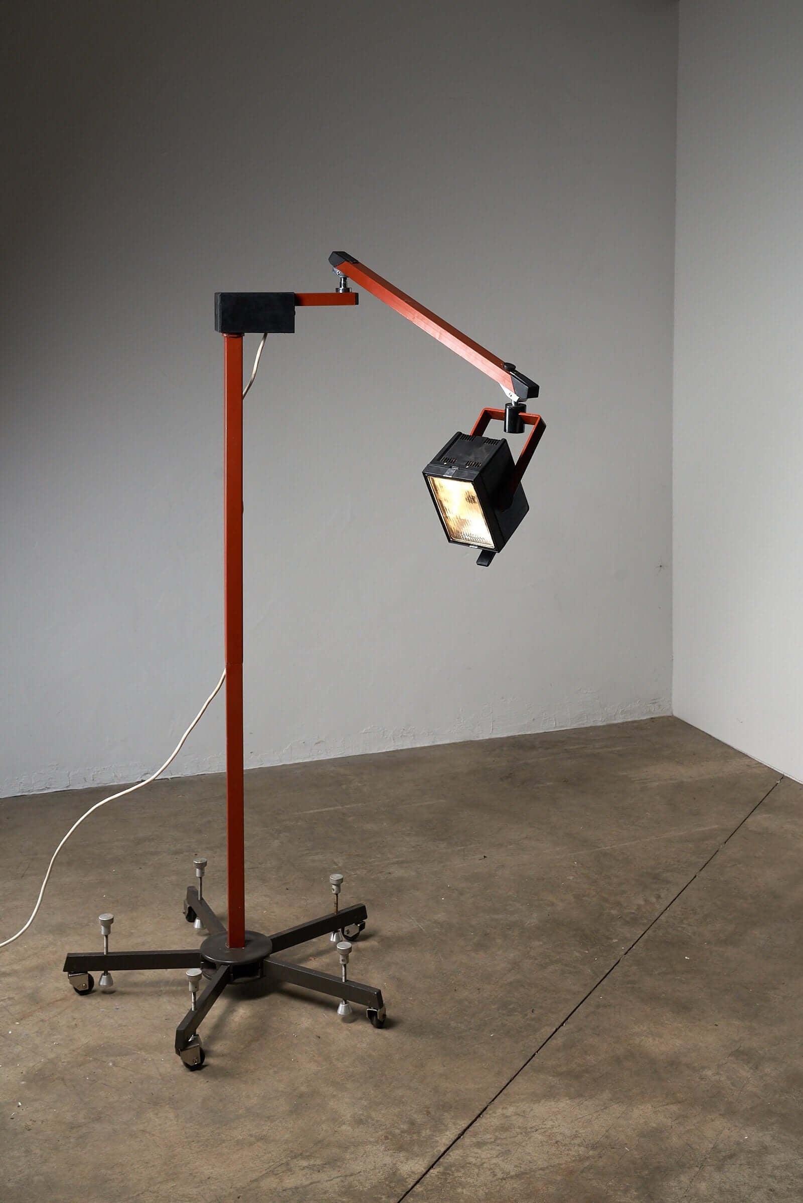 Industrial_Floor_Lamp,_Metal,_1960s,_Europe