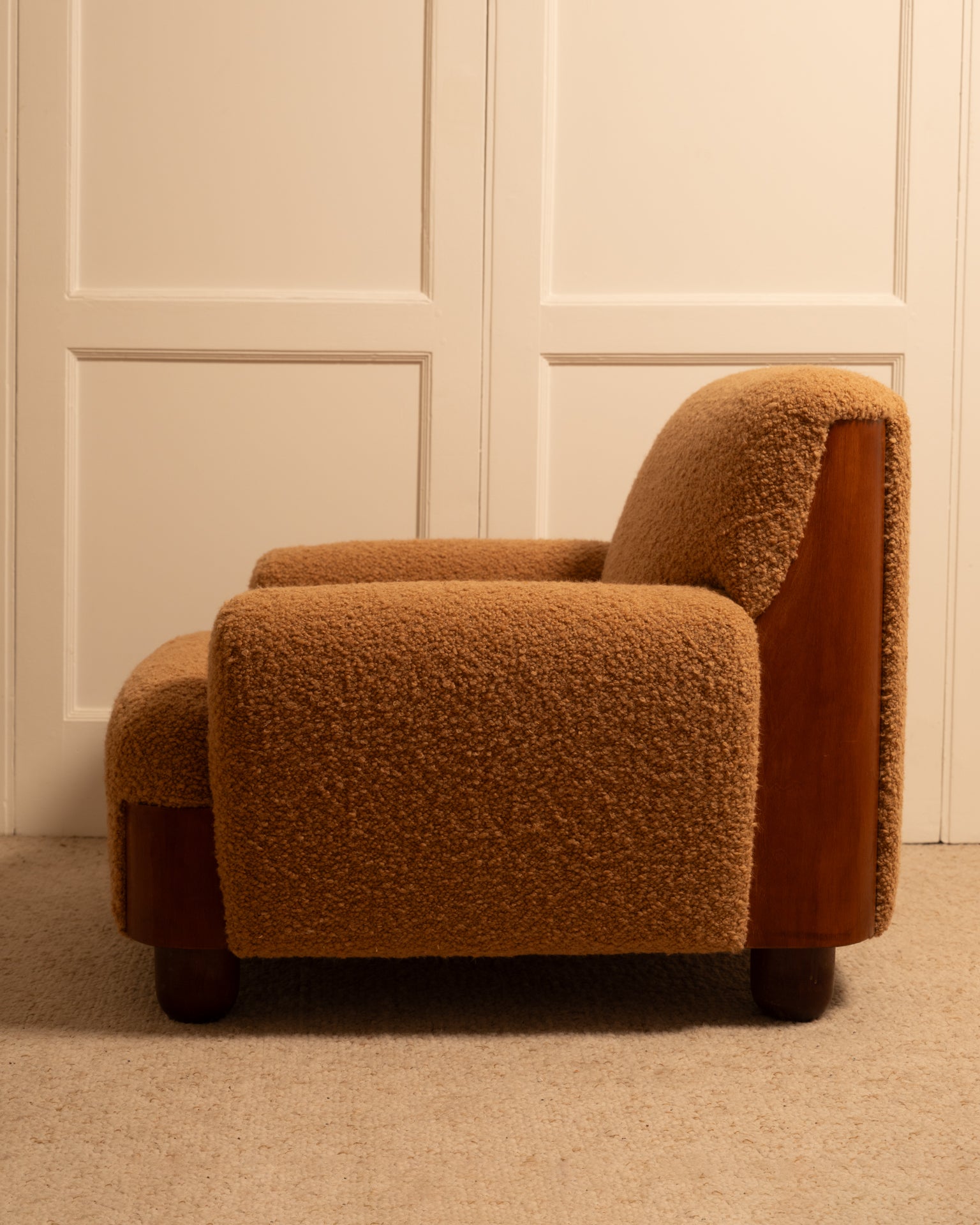 Set_of_2_Italian_Armchairs_in_Designers_Guild_Fabric,_1970s