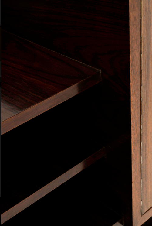 Italian_Art_Deco_Credenza,_1930s