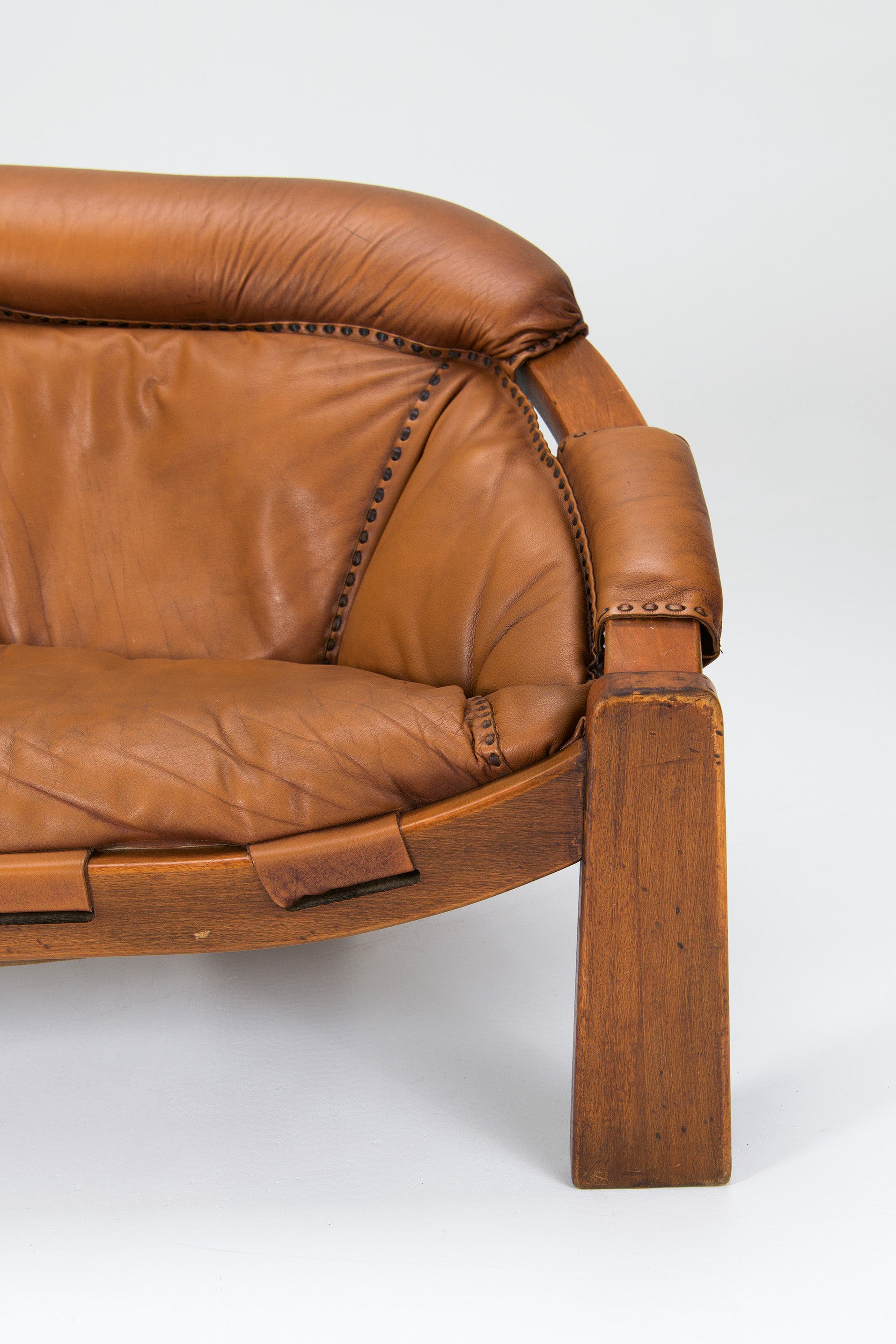 Italian_Brutalist_2-Seater_Sofa_by_Luciano_Frigerio