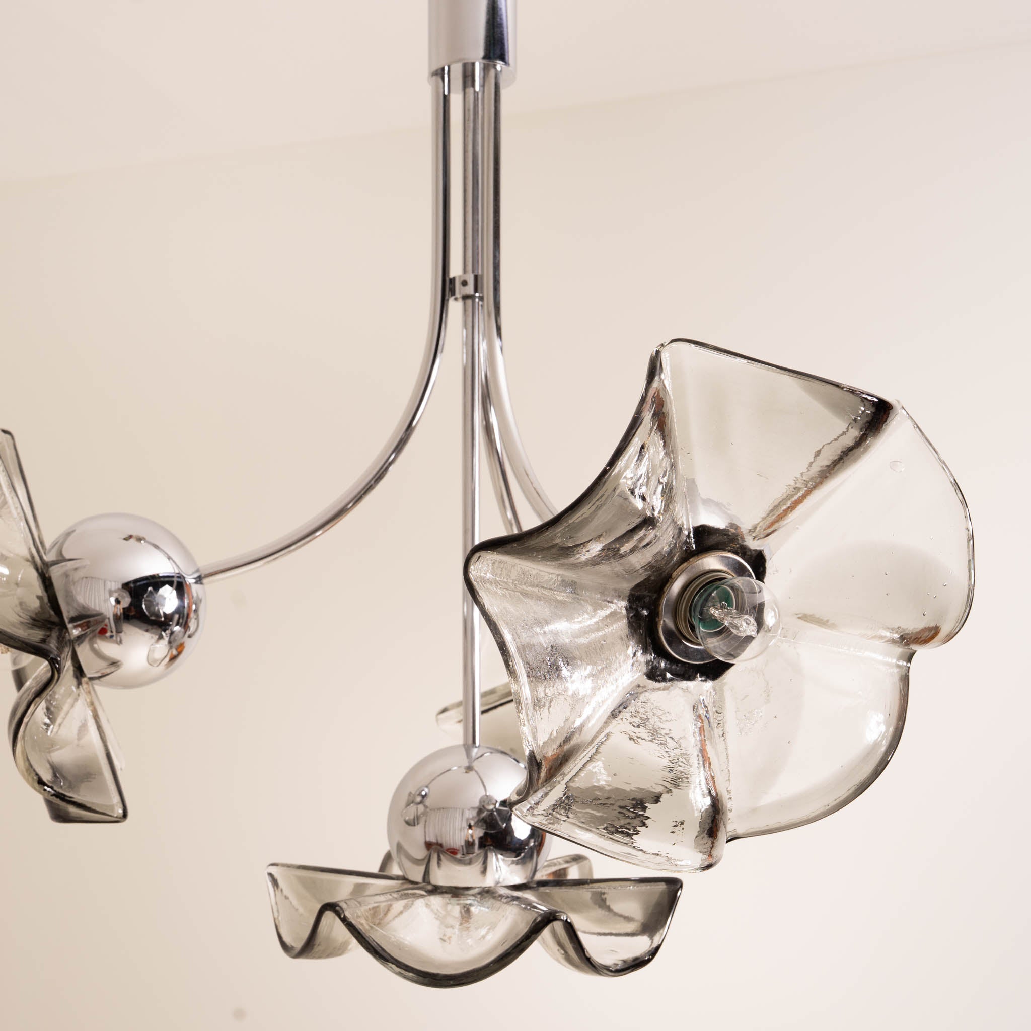 Italian_Murano_Glass_Floral_Pendant_Lamp_with_Smoked_Glass_Shades,_1970s