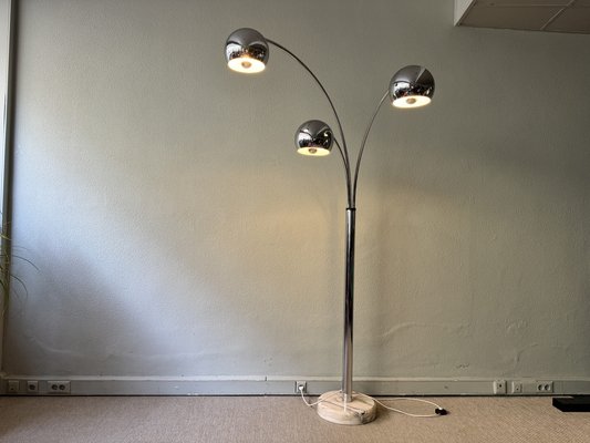 Italian_Chromed_Steel_Floor_Lamp_with_Three_Arms_by_Goffredo_Reggiani,_1970s