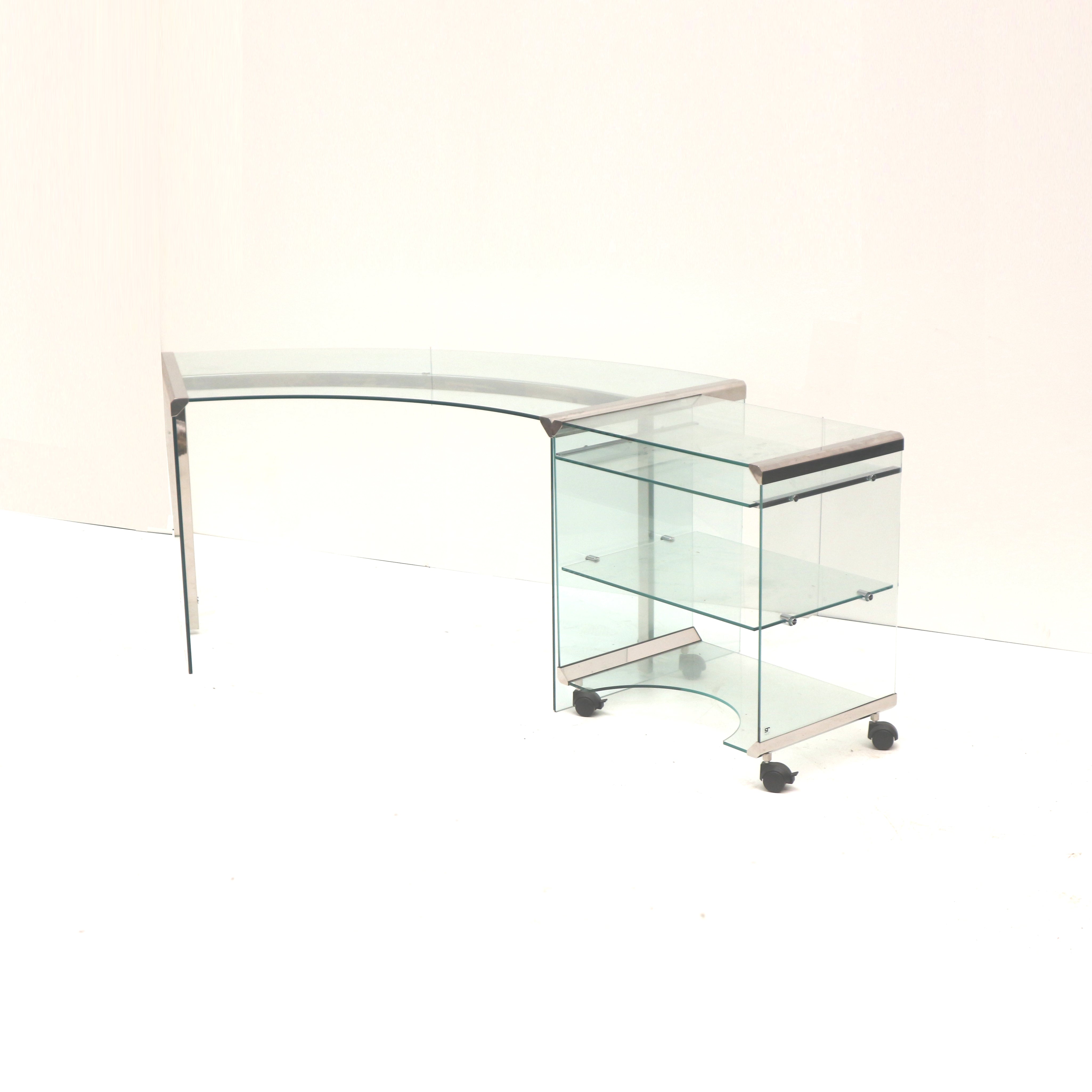 _safety_glass_desk_designed_by_Pierangelo_Gallotti_for_Gallotti_&_Radice