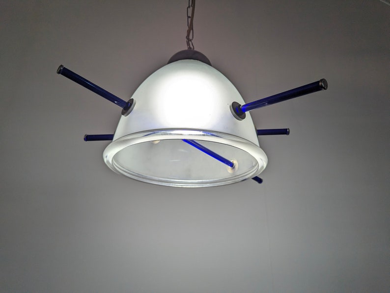 Italian_pendant_lamp_with_murano_glass_in_cobalt_blue