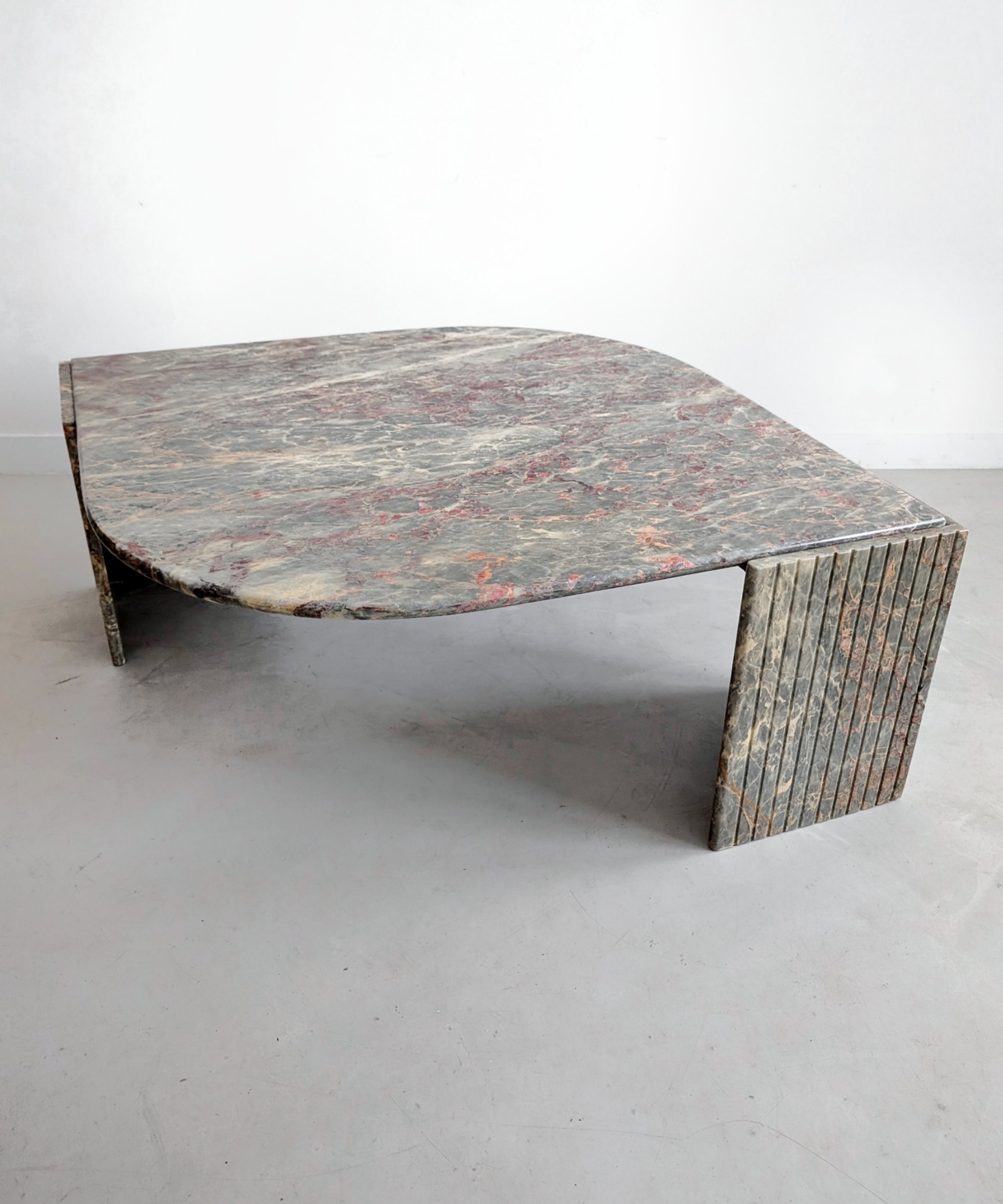 Italian_Marble_Eye_Shaped_Coffee_Table_1970s