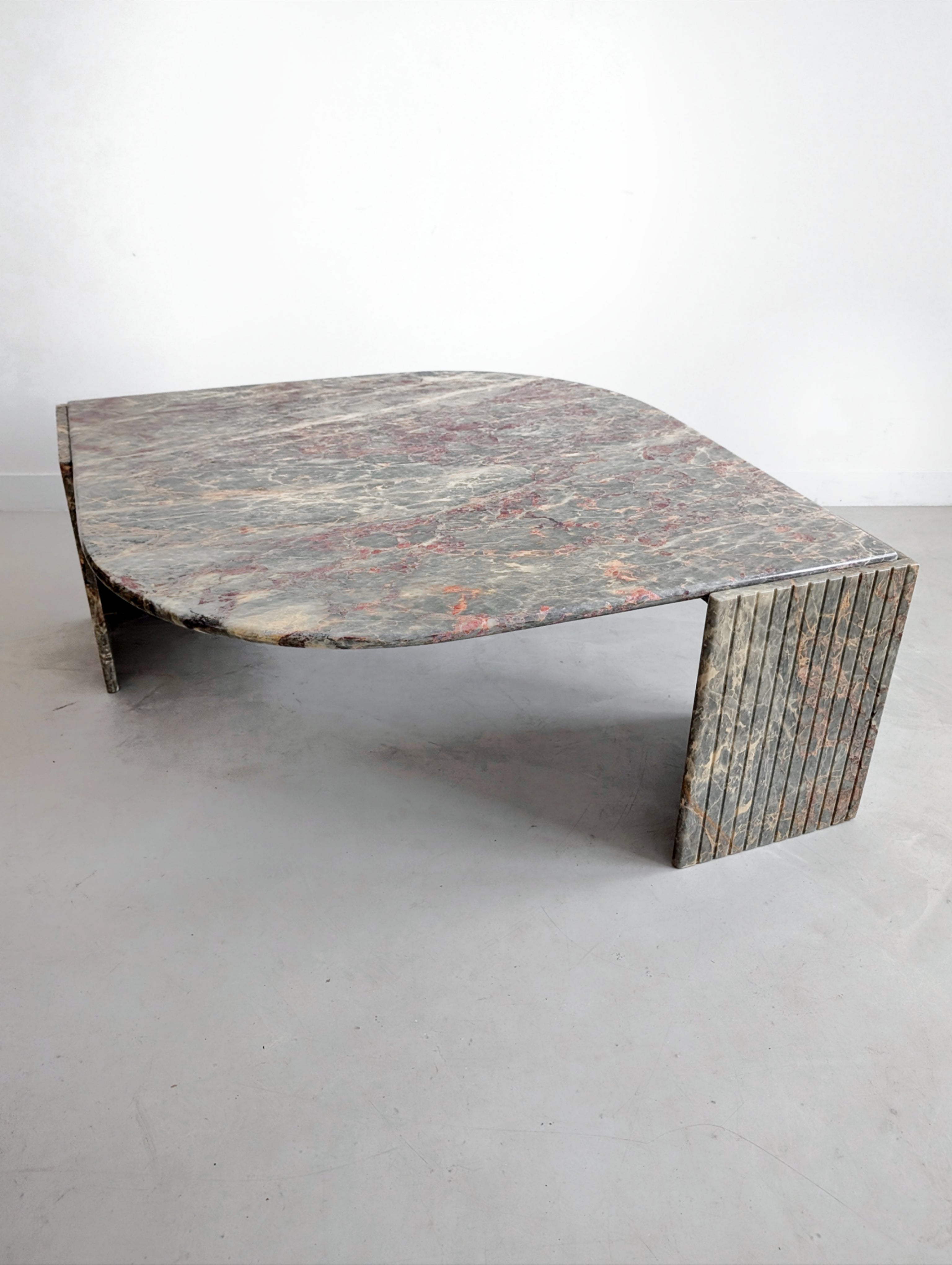 Italian_Marble_Eye_Shaped_Coffee_Table_1970s