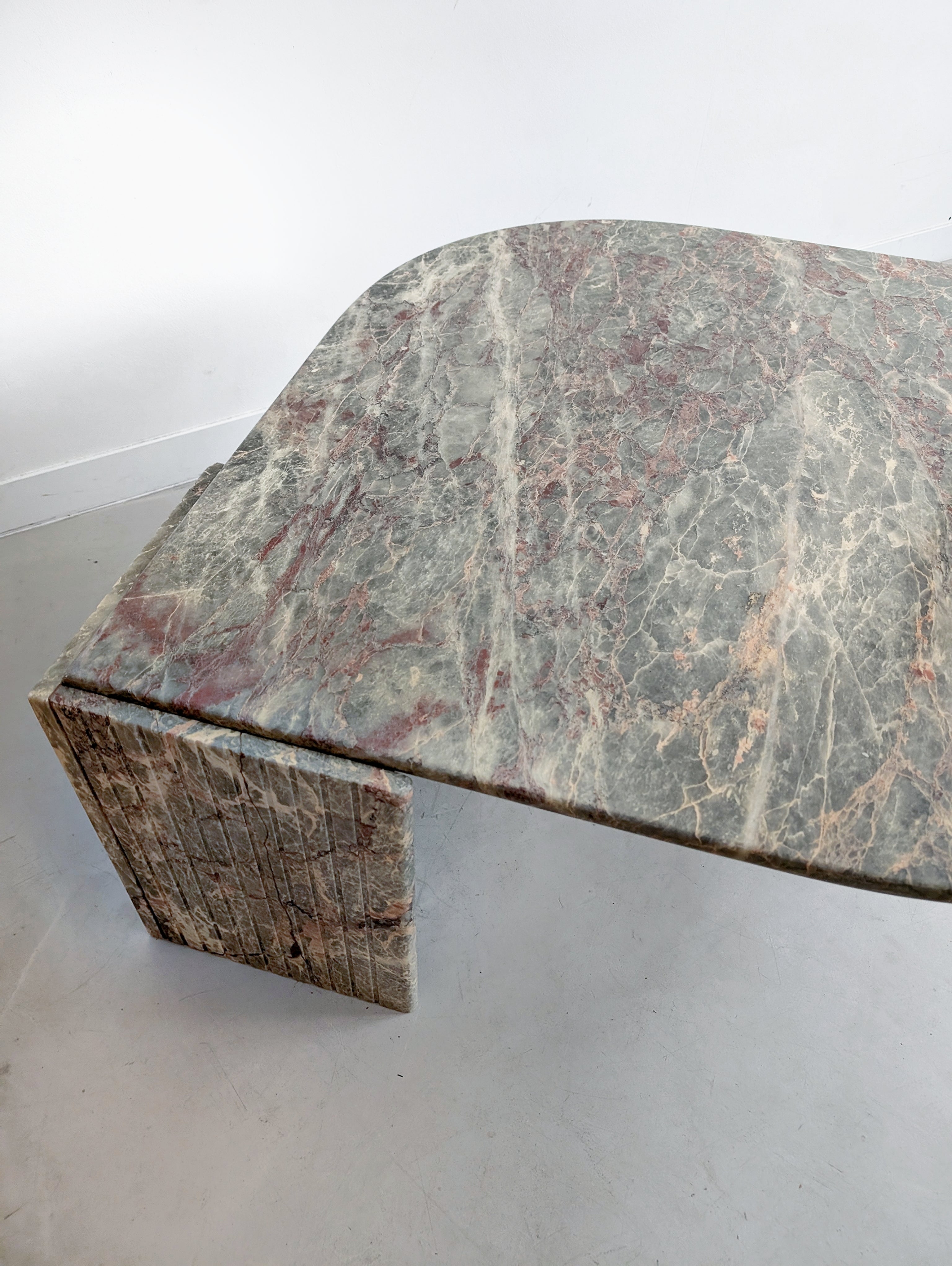 Italian_Marble_Eye_Shaped_Coffee_Table_1970s