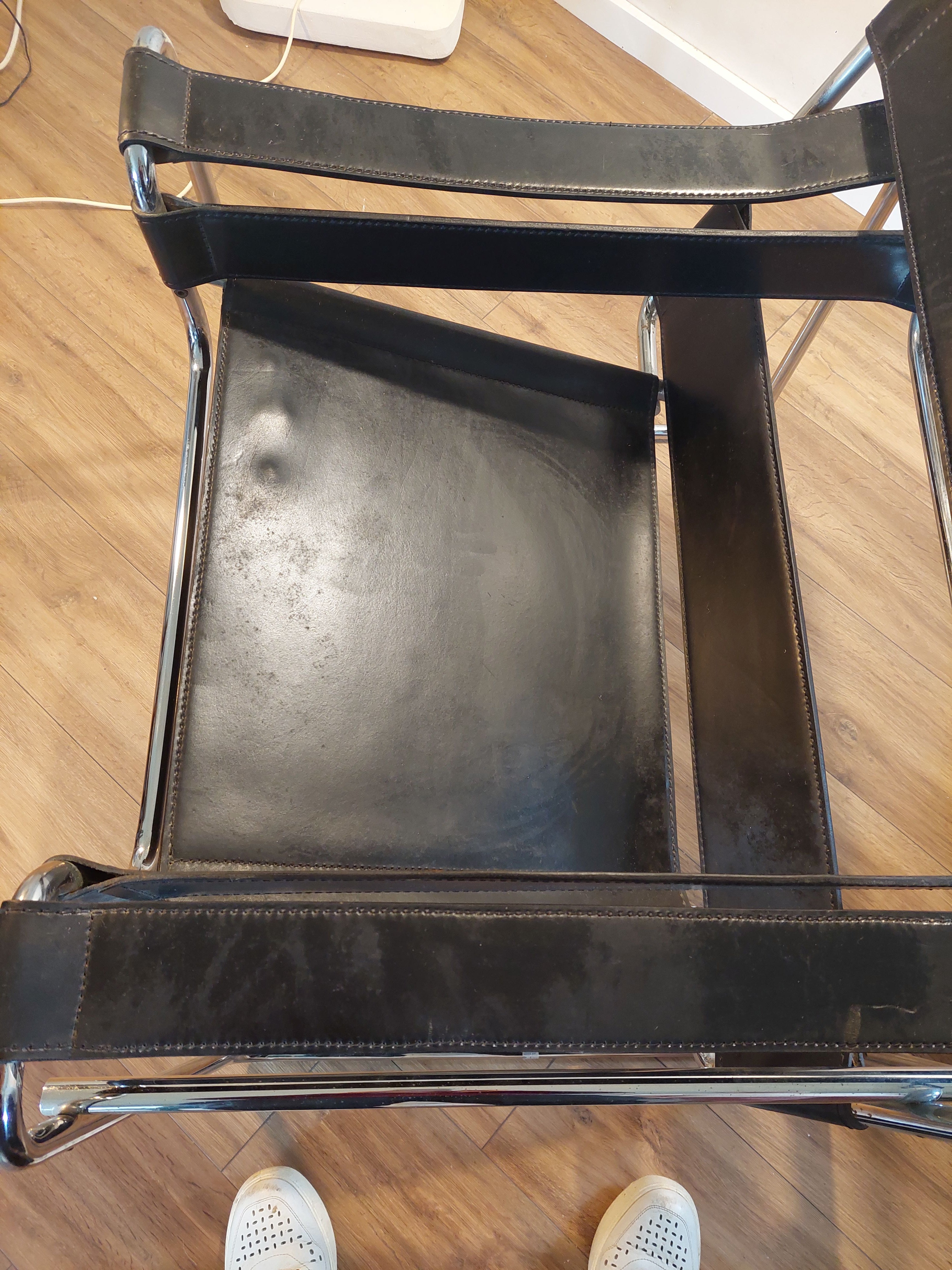 Mid-Century_Bauhaus_Wassily_Chair_by_Marcel_Breuer_in_1925